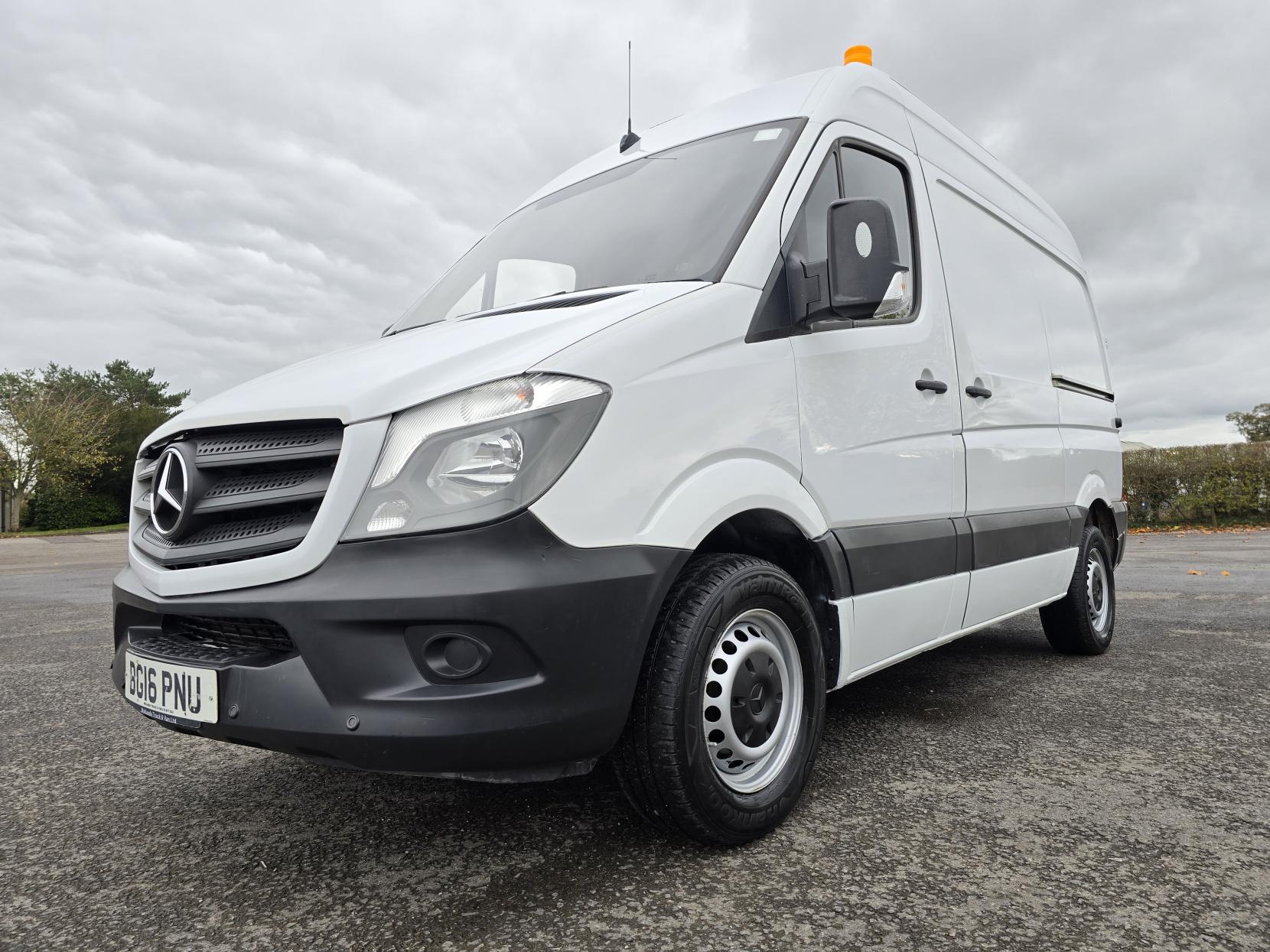 Mercedes-Benz Sprinter 2.1 313 CDi Panel Van 4dr Diesel Manual RWD L1 H3 (222 g/km, 129 bhp)