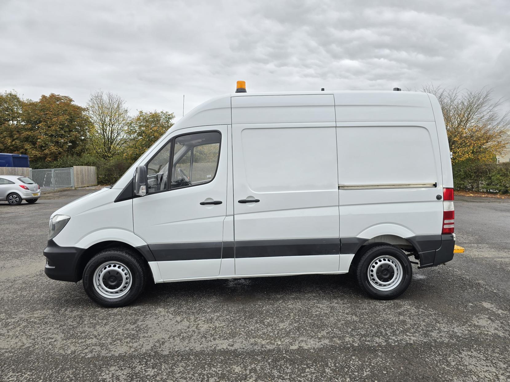 Mercedes-Benz Sprinter 2.1 313 CDi Panel Van 4dr Diesel Manual RWD L1 H3 (222 g/km, 129 bhp)