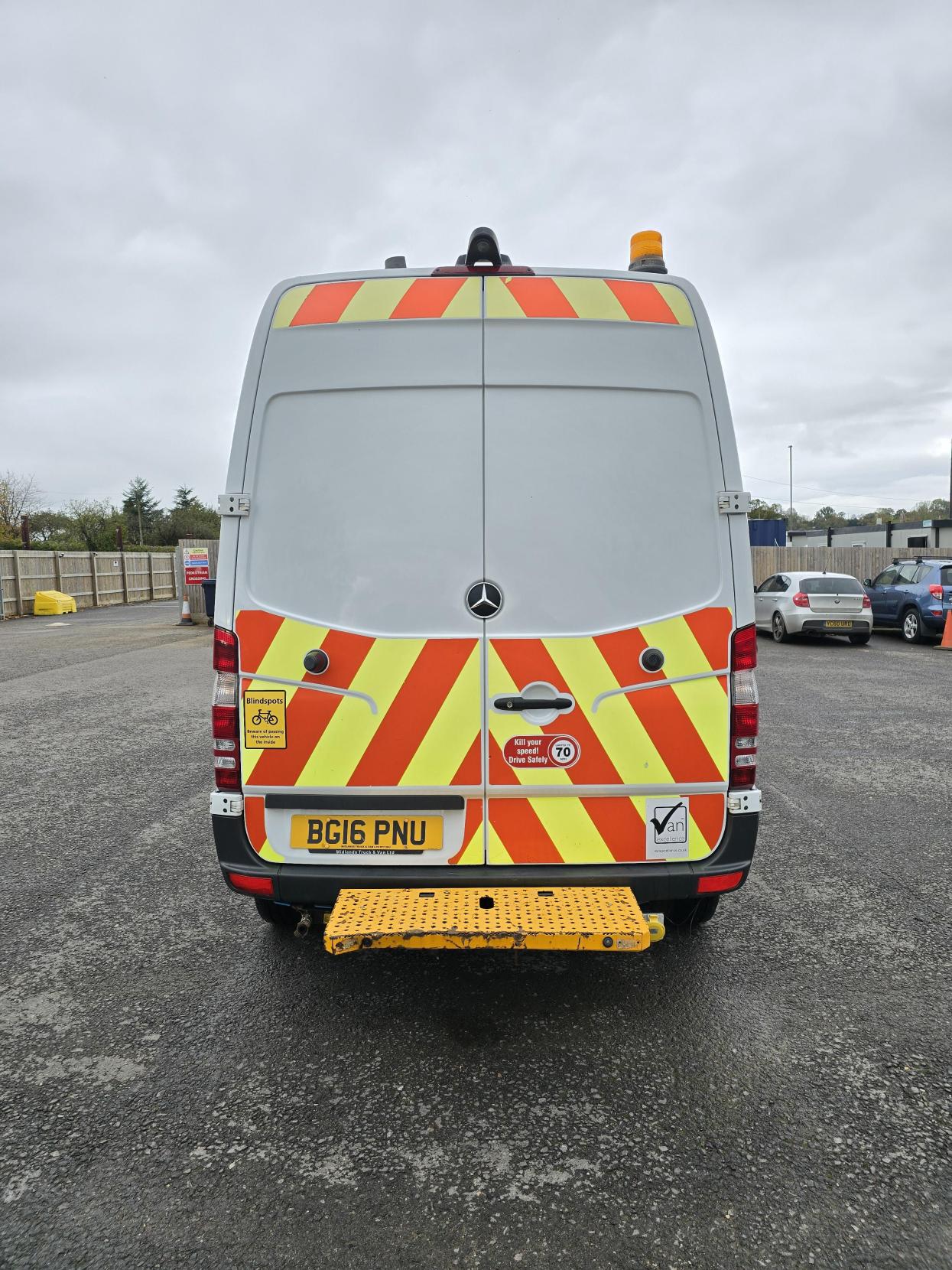 Mercedes-Benz Sprinter 2.1 313 CDi Panel Van 4dr Diesel Manual RWD L1 H3 (222 g/km, 129 bhp)