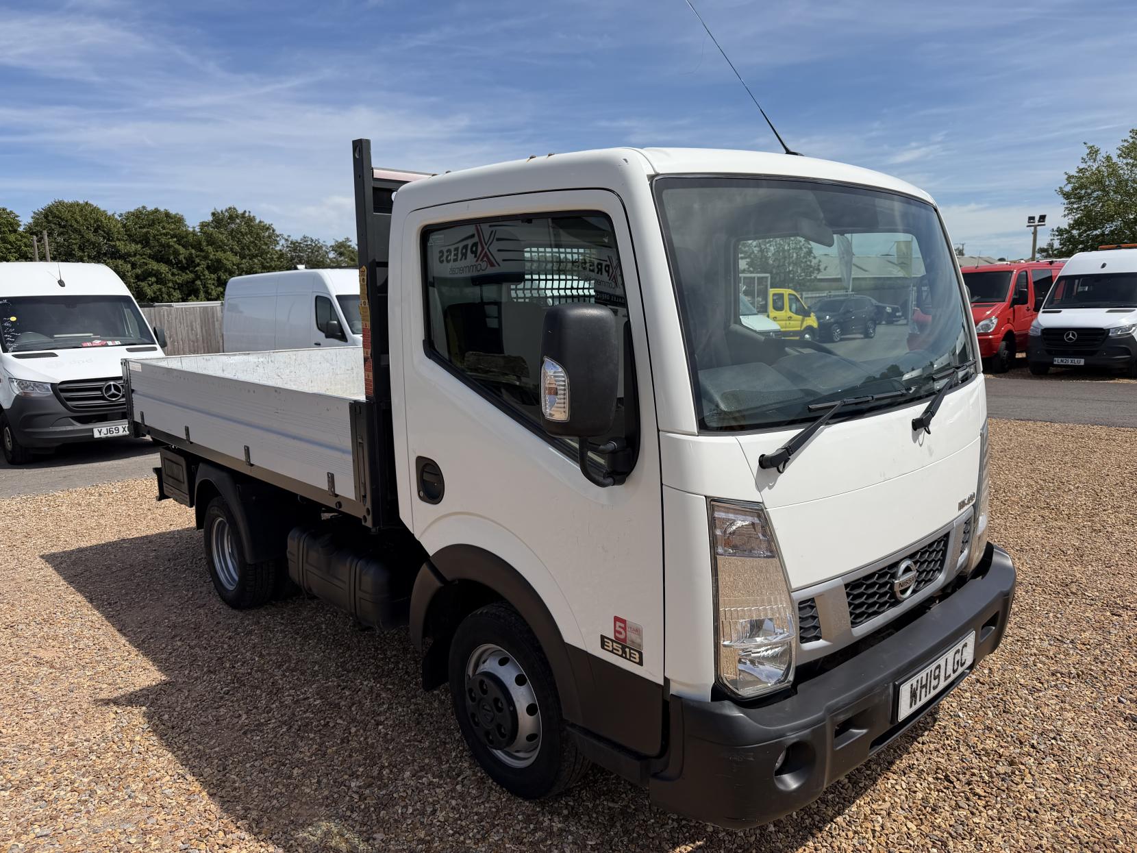 2019 Nissan NT400 Cabstar 3.0 dCi 35.13 Tipper 2dr Diesel Manual L1 Euro 6 (130 ps) - Thumbnail 35
