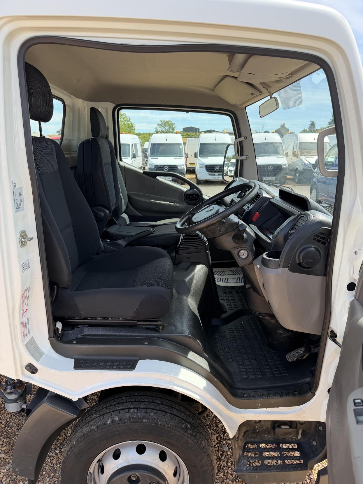 2019 Nissan NT400 Cabstar 3.0 dCi 35.13 Tipper 2dr Diesel Manual L1 Euro 6 (130 ps) - Thumbnail 15