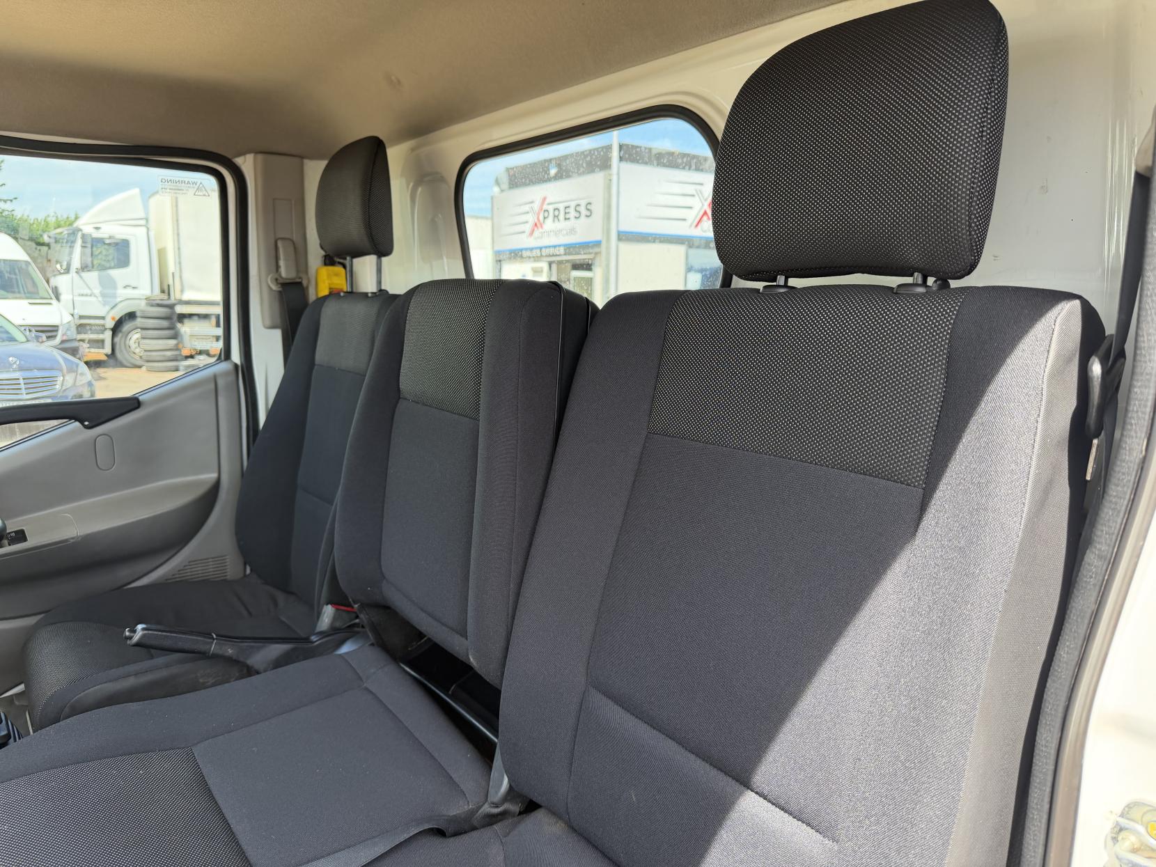 2019 Nissan NT400 Cabstar 3.0 dCi 35.13 Tipper 2dr Diesel Manual L1 Euro 6 (130 ps) - Thumbnail 16