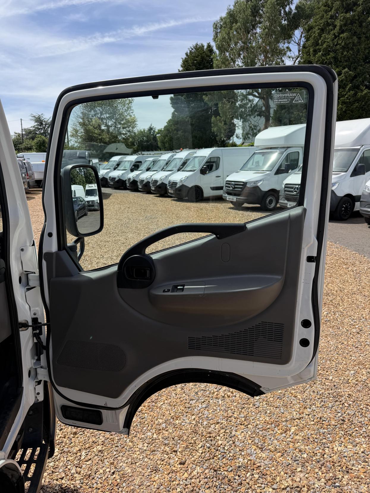 2019 Nissan NT400 Cabstar 3.0 dCi 35.13 Tipper 2dr Diesel Manual L1 Euro 6 (130 ps) - Thumbnail 19