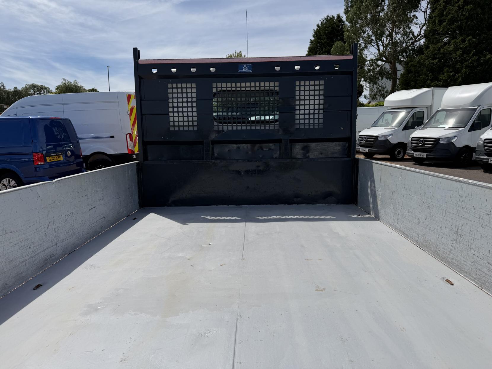 2019 Nissan NT400 Cabstar 3.0 dCi 35.13 Tipper 2dr Diesel Manual L1 Euro 6 (130 ps) - Thumbnail 44