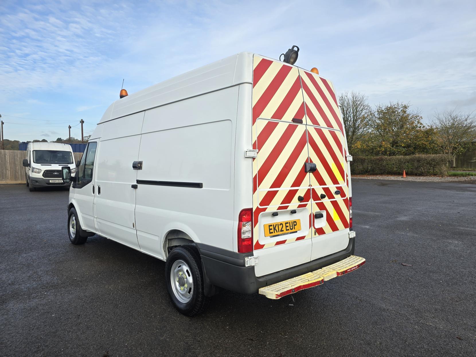 Ford Transit 2.2 TDCi 350 Panel Van 3dr Diesel Manual RWD L3 H3 (224 g/km, 98 bhp)