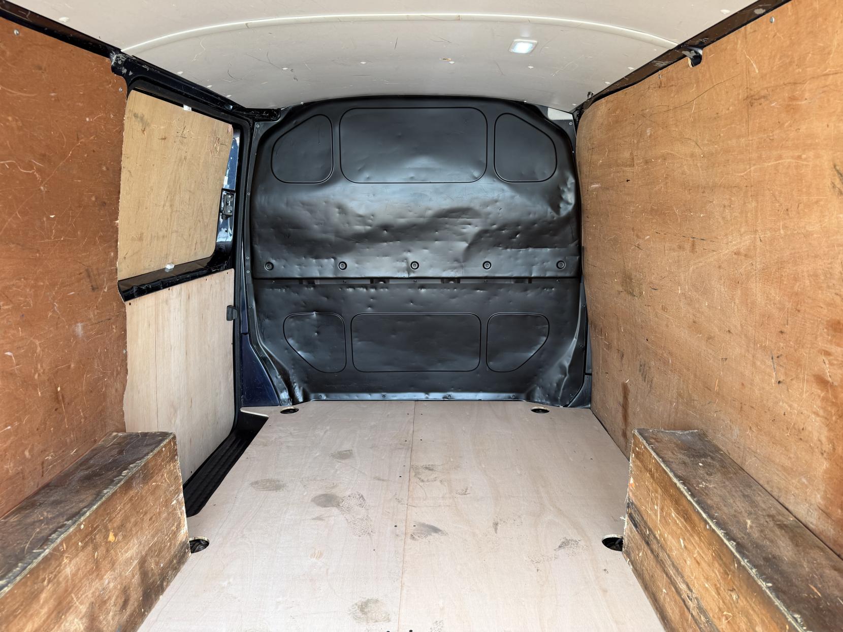 2021 Volkswagen Transporter 2.0 TDI T28 Startline Panel Van 5dr Diesel Manual FWD SWB Euro 6 (s/s) (110 ps) - Thumbnail 24