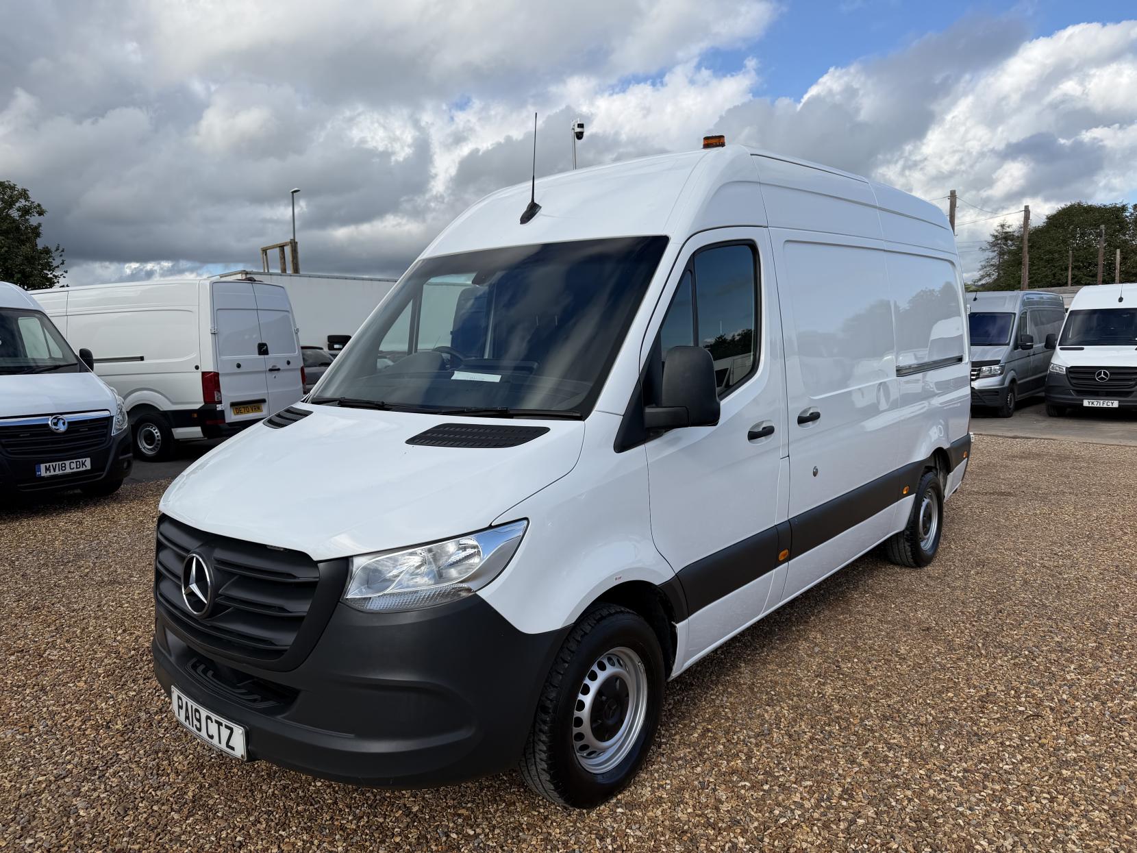 2019 Mercedes-Benz Sprinter 2.1 316 CDI Panel Van 5dr Diesel Manual RWD L2 H2 Euro 6 (163 ps) - Thumbnail 7