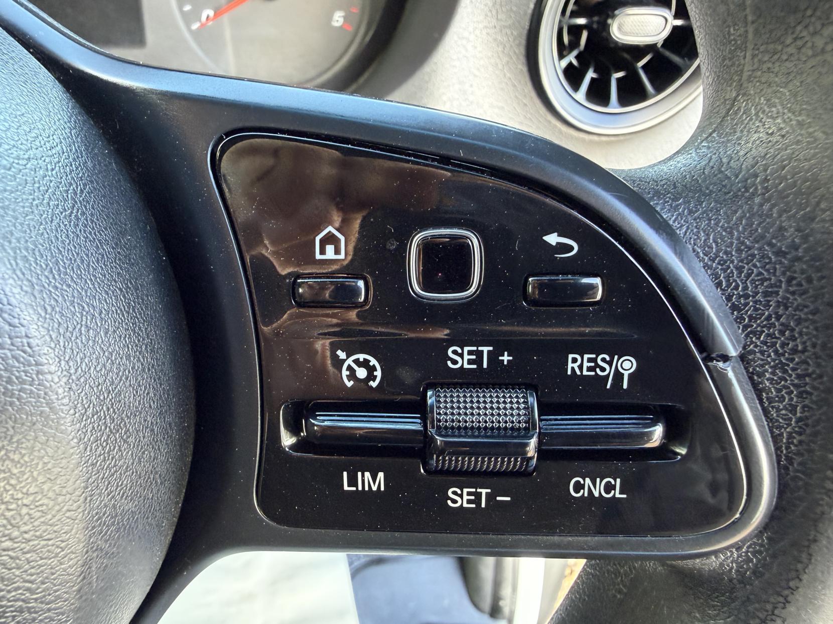 2019 Mercedes-Benz Sprinter 2.1 316 CDI Panel Van 5dr Diesel Manual RWD L2 H2 Euro 6 (163 ps) - Thumbnail 20