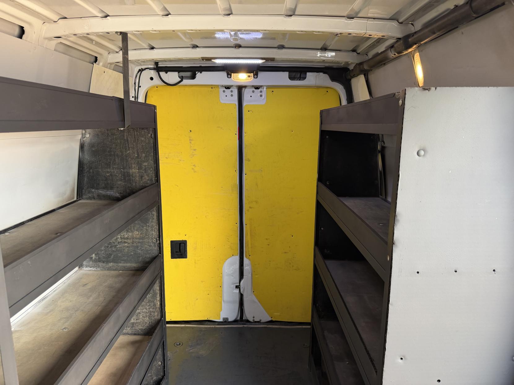2019 Mercedes-Benz Sprinter 2.1 316 CDI Panel Van 5dr Diesel Manual RWD L2 H2 Euro 6 (163 ps) - Thumbnail 37