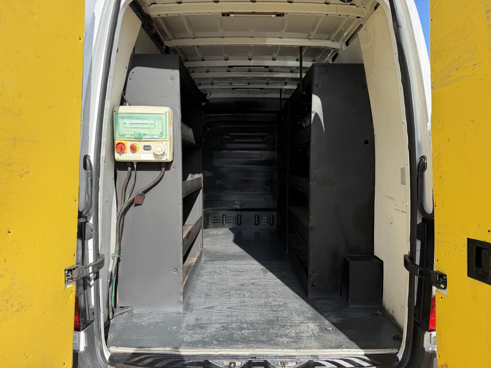2019 Mercedes-Benz Sprinter 2.1 316 CDI Panel Van 5dr Diesel Manual RWD L2 H2 Euro 6 (163 ps) - Thumbnail 3