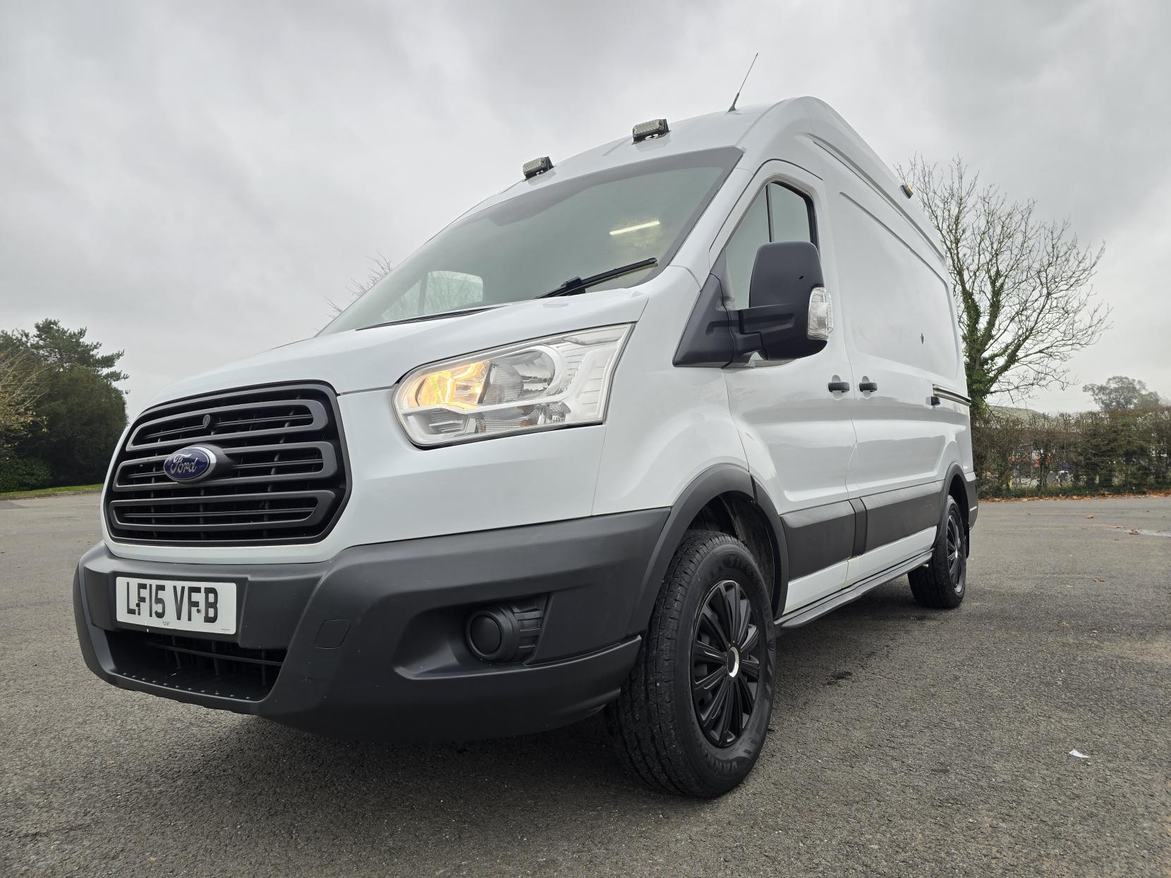 Ford Transit 2.2 TDCi 350 Panel Van 5dr Diesel Manual RWD L2 H3 Euro 5 (125 ps)