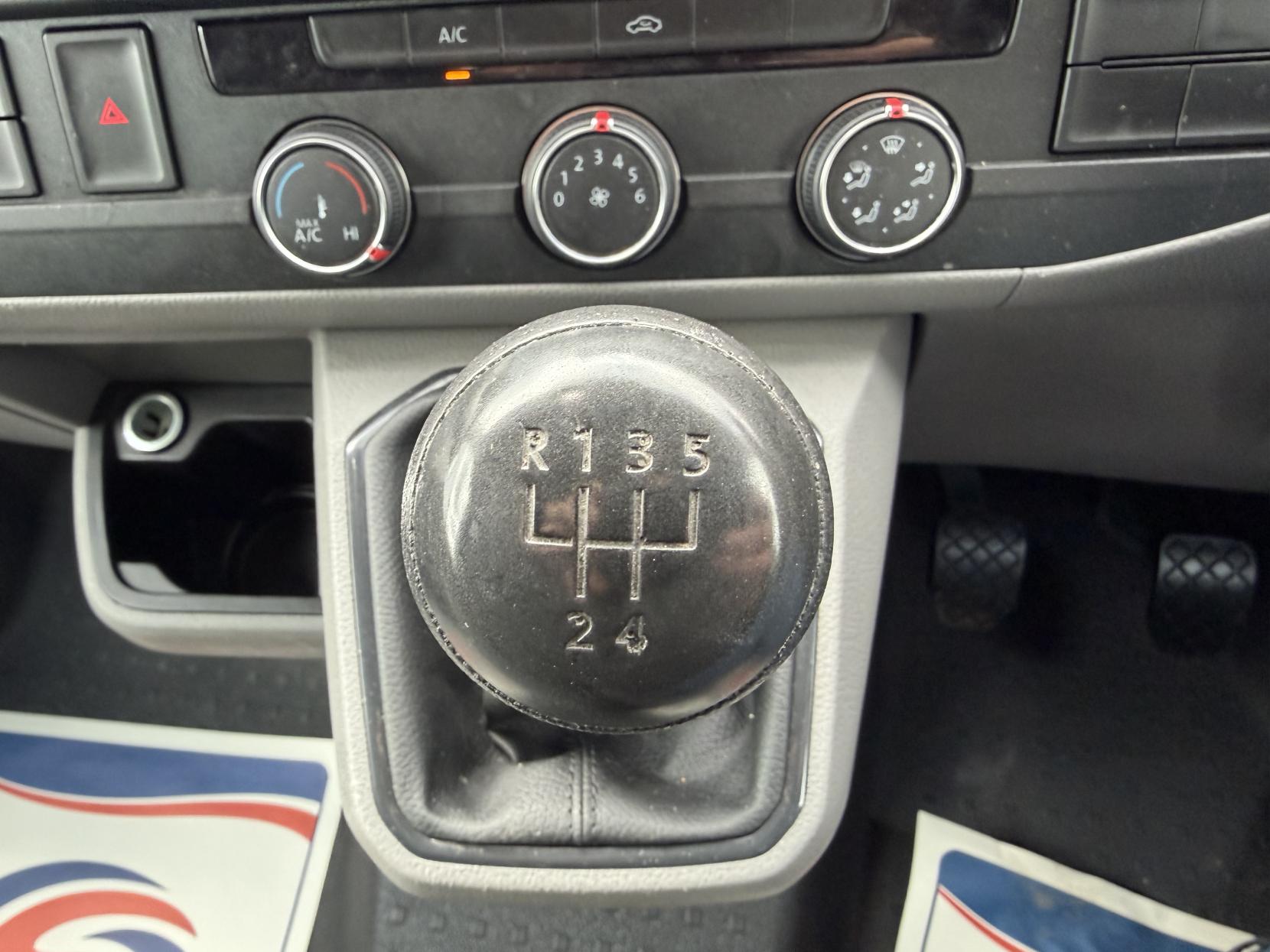 Volkswagen Transporter 2.0 TDI T28 Startline Panel Van 5dr Diesel Manual FWD SWB Euro 6 (s/s) (110 ps)