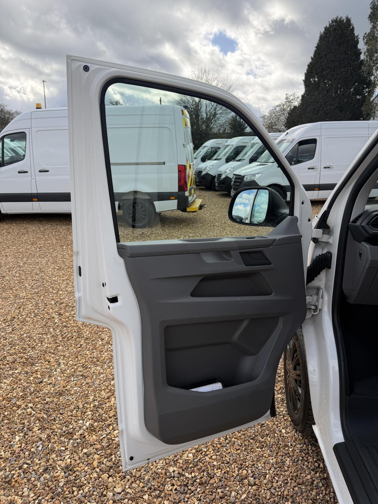 Volkswagen Transporter 2.0 TDI T28 Startline Panel Van 5dr Diesel Manual FWD SWB Euro 6 (s/s) (110 ps)