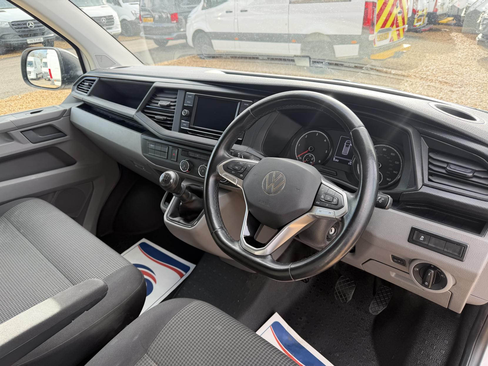 Volkswagen Transporter 2.0 TDI T28 Startline Panel Van 5dr Diesel Manual FWD SWB Euro 6 (s/s) (110 ps)