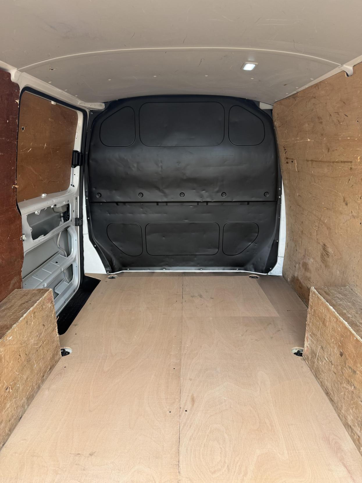 Volkswagen Transporter 2.0 TDI T28 Startline Panel Van 5dr Diesel Manual FWD SWB Euro 6 (s/s) (110 ps)