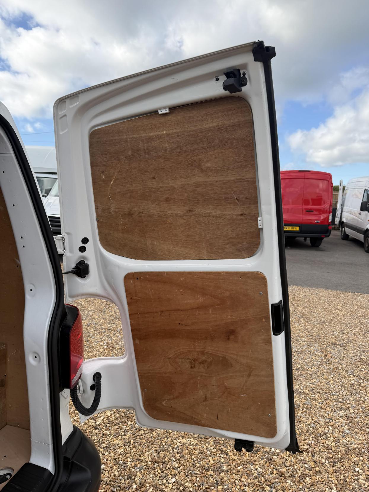 Volkswagen Transporter 2.0 TDI T28 Startline Panel Van 5dr Diesel Manual FWD SWB Euro 6 (s/s) (110 ps)