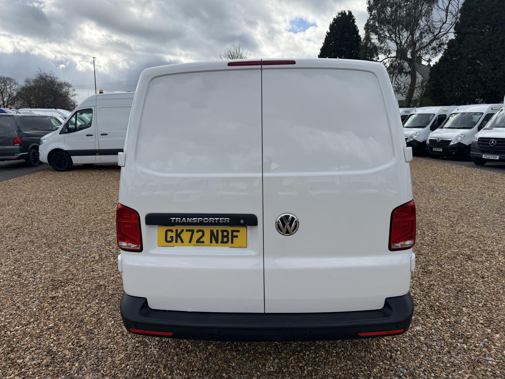 Volkswagen Transporter 2.0 TDI T28 Startline Panel Van 5dr Diesel Manual FWD SWB Euro 6 (s/s) (110 ps)