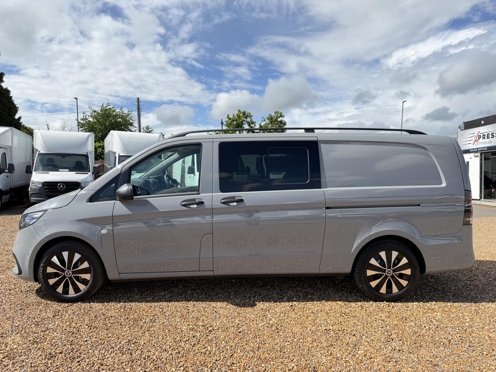 2026 Mercedes-Benz Vito 2.0 119 CDI SELECT Crew Van Double Cab 5dr Diesel G-Tronic RWD L3 Euro 6 (s/s) (190 ps) - Thumbnail 8