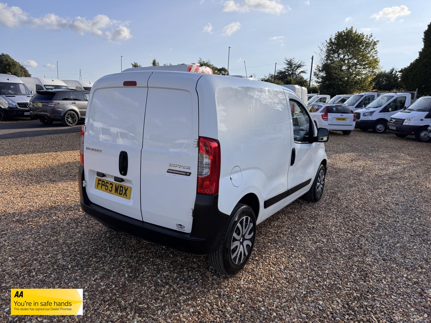 Peugeot Bipper 1.3 HDi Professional Panel Van 3dr Diesel Manual FWD L1 H1 (119 g/km, 75 bhp)