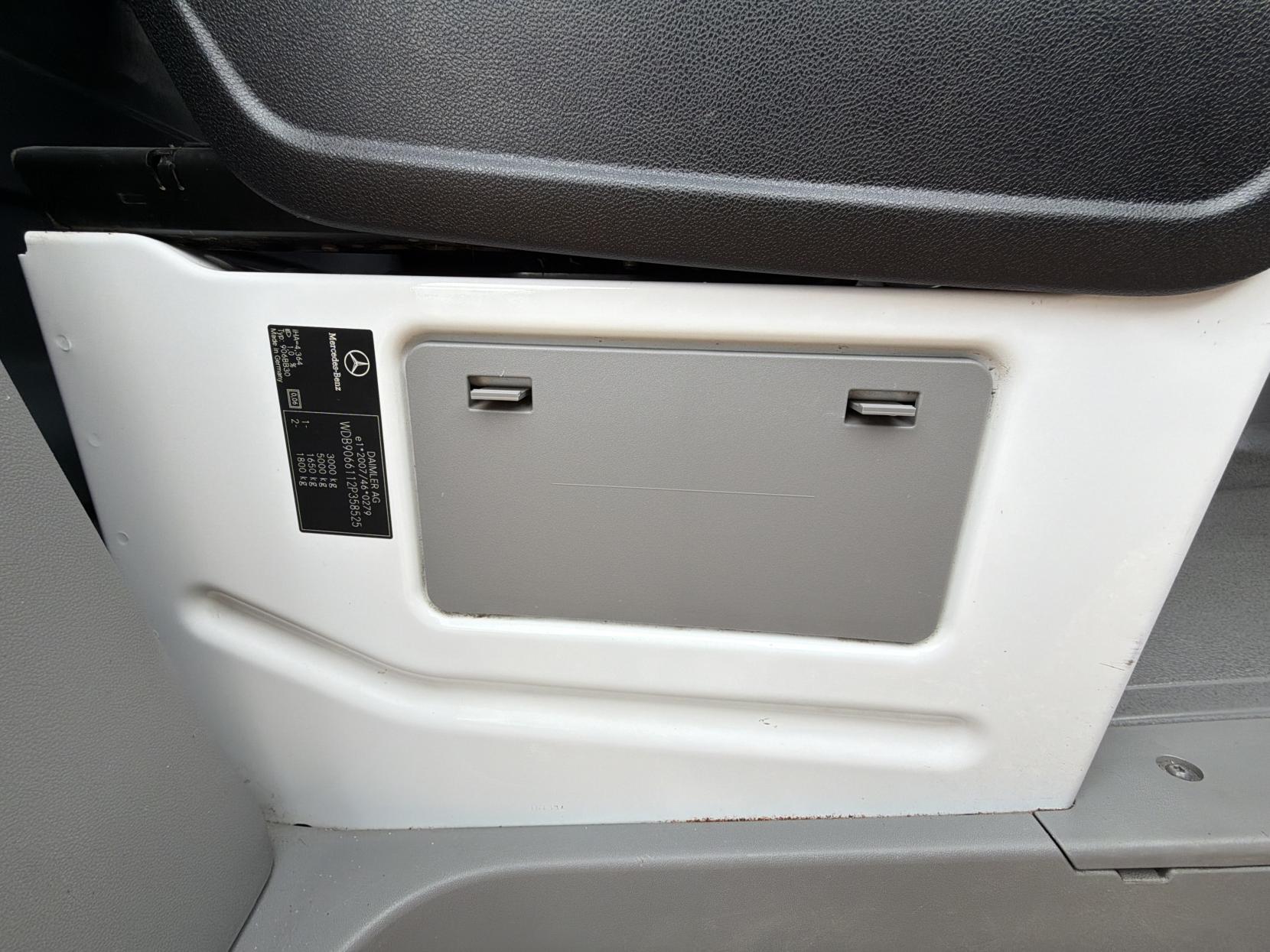 2016 Mercedes-Benz Sprinter 2.1 211 CDi Panel Van 5dr Diesel Manual RWD L1 (231 g/km, 112 bhp) - Thumbnail 24