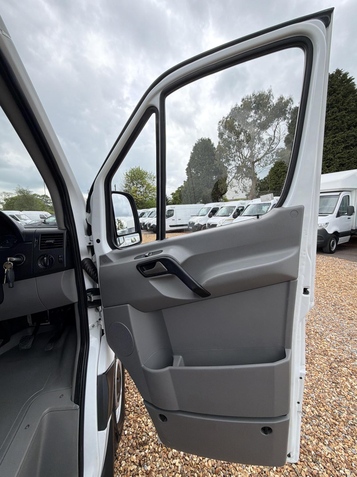 2016 Mercedes-Benz Sprinter 2.1 211 CDi Panel Van 5dr Diesel Manual RWD L1 (231 g/km, 112 bhp) - Thumbnail 20