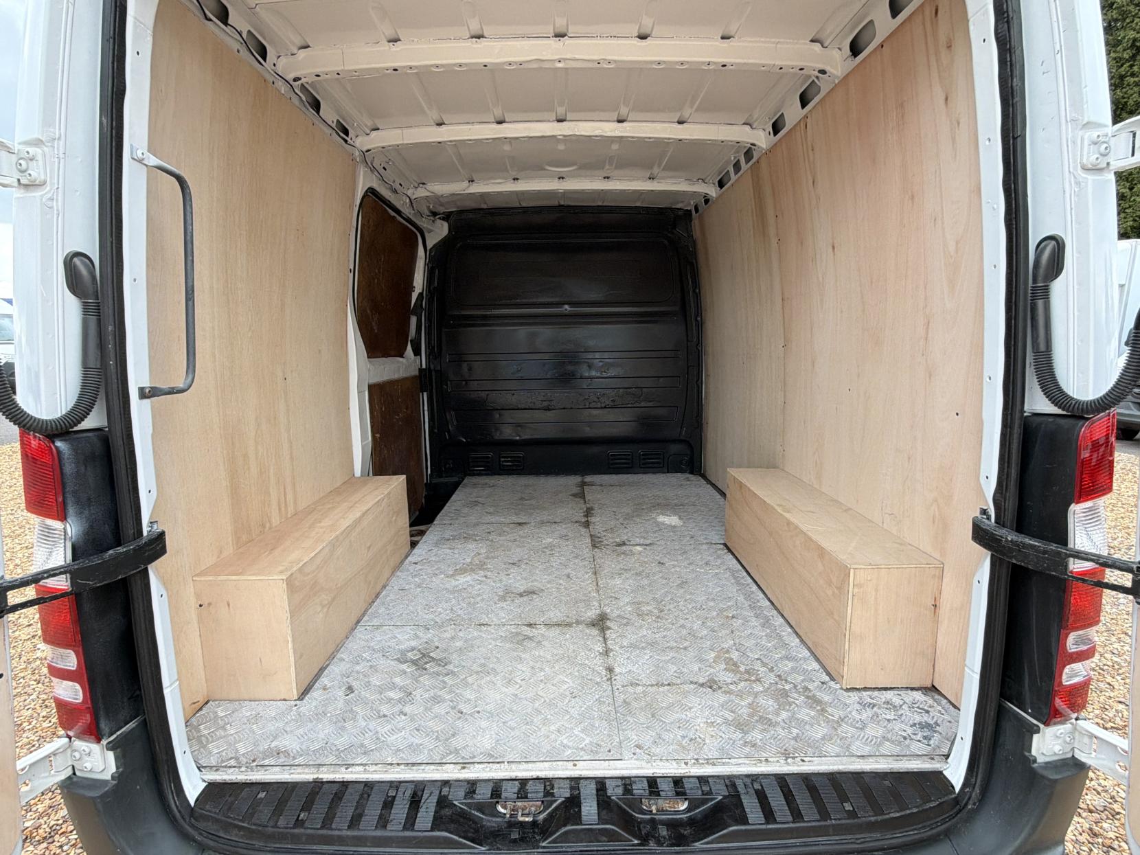 2016 Mercedes-Benz Sprinter 2.1 211 CDi Panel Van 5dr Diesel Manual RWD L1 (231 g/km, 112 bhp) - Thumbnail 26