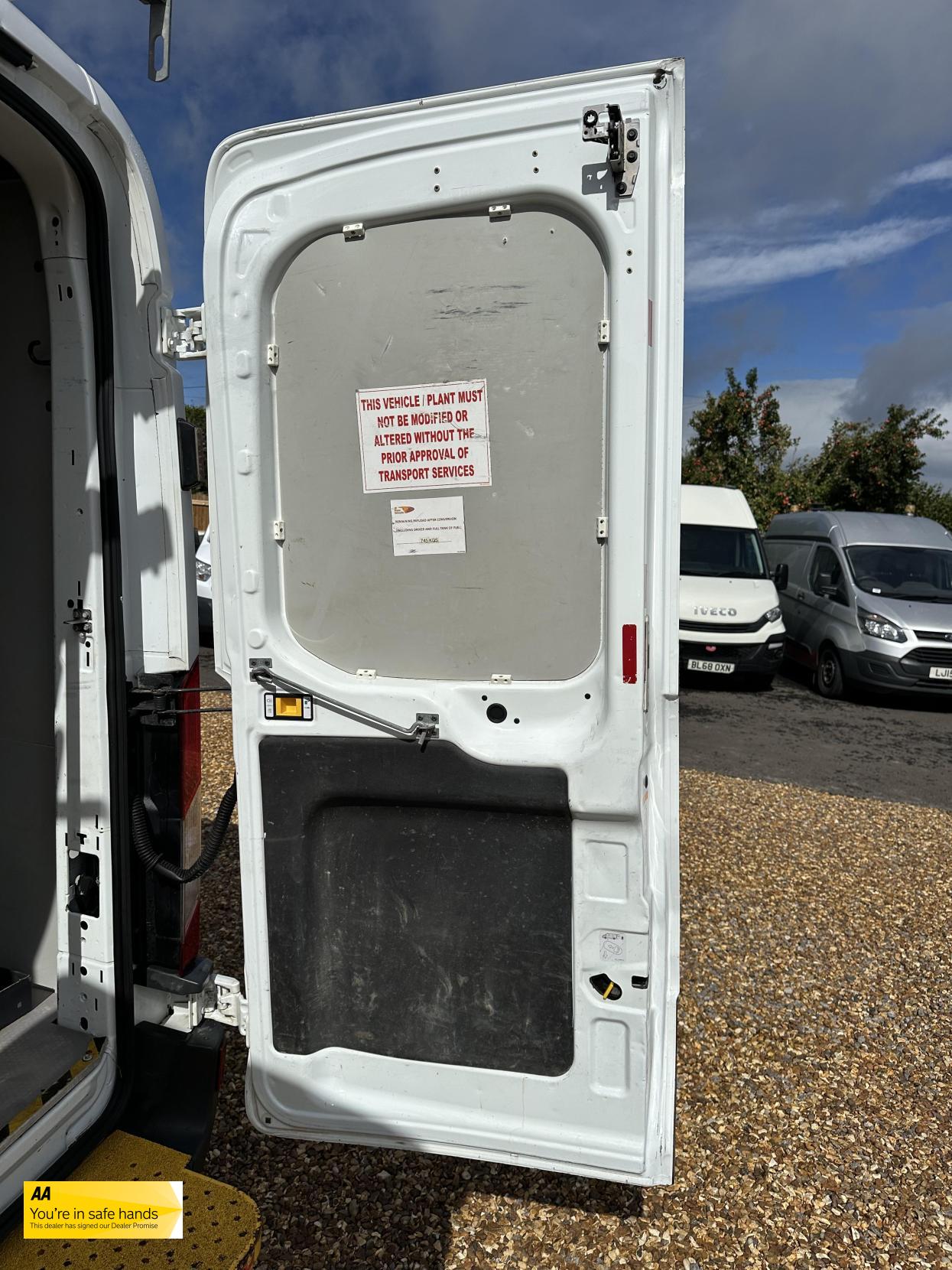 Ford Transit 2.2 TDCi 350 Panel Van 5dr Diesel Manual RWD L2 H2 Euro 5 (125 ps)