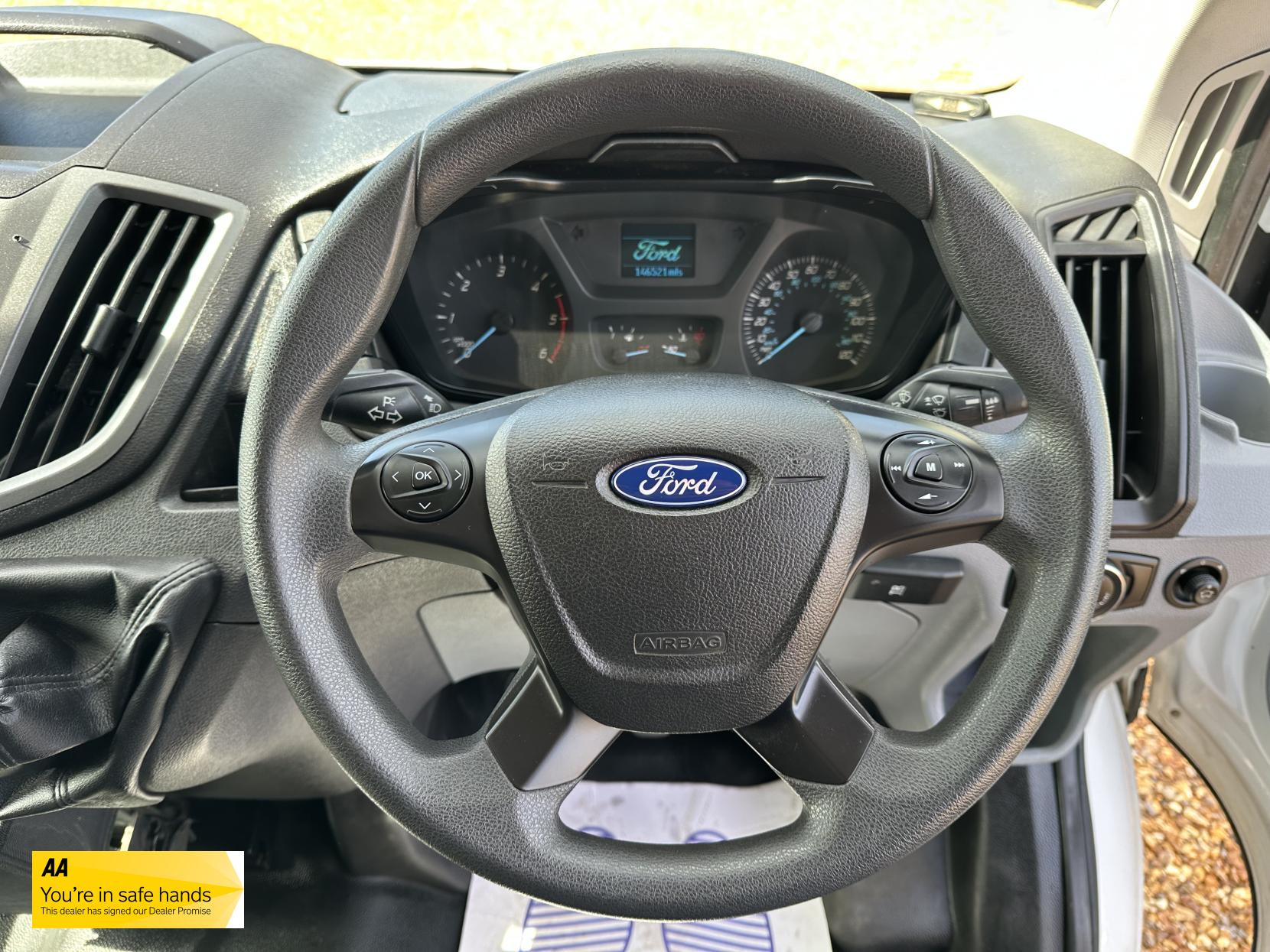 Ford Transit 2.2 TDCi 350 Panel Van 5dr Diesel Manual RWD L2 H2 Euro 5 (125 ps)