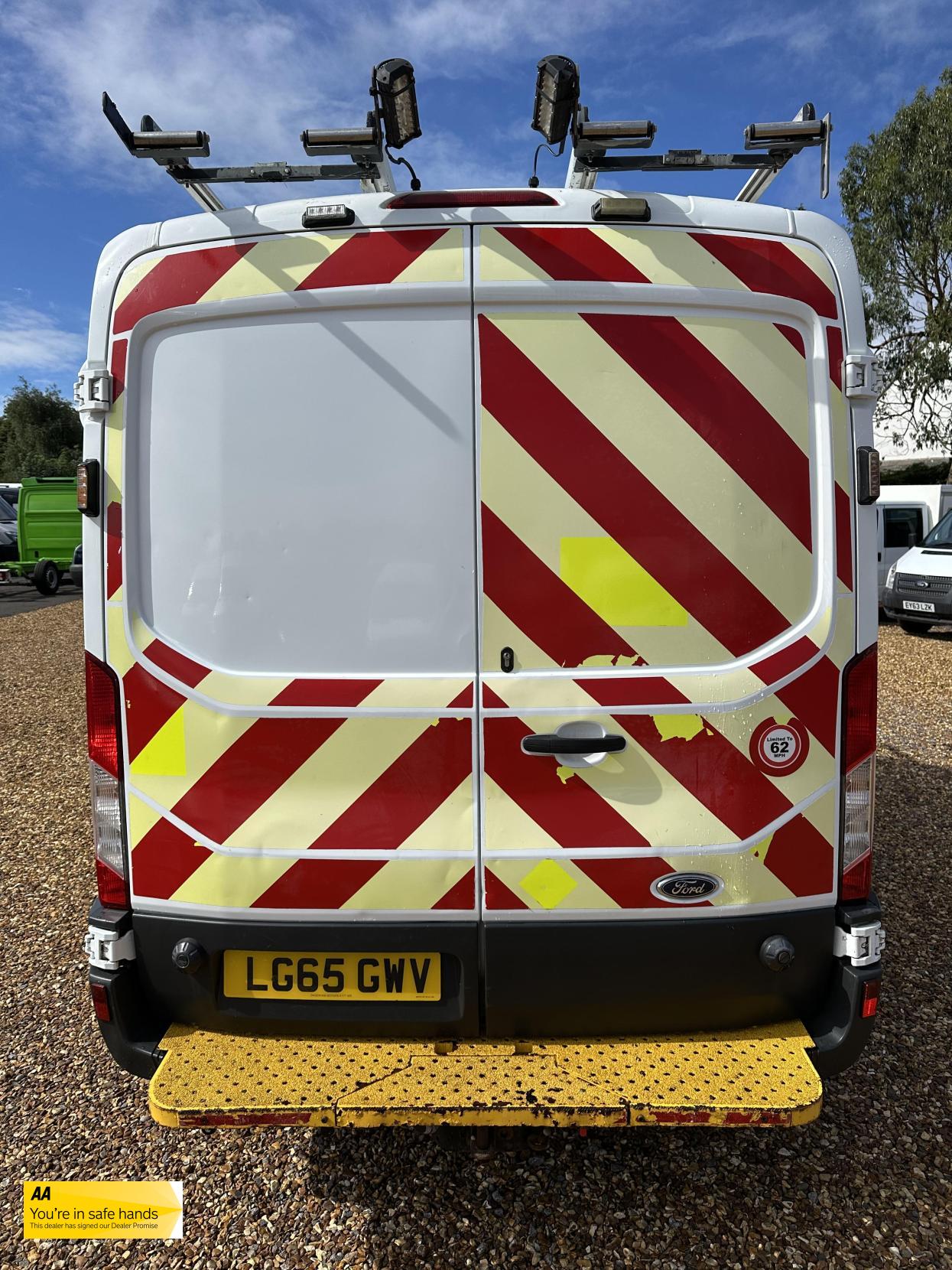 Ford Transit 2.2 TDCi 350 Panel Van 5dr Diesel Manual RWD L2 H2 Euro 5 (125 ps)