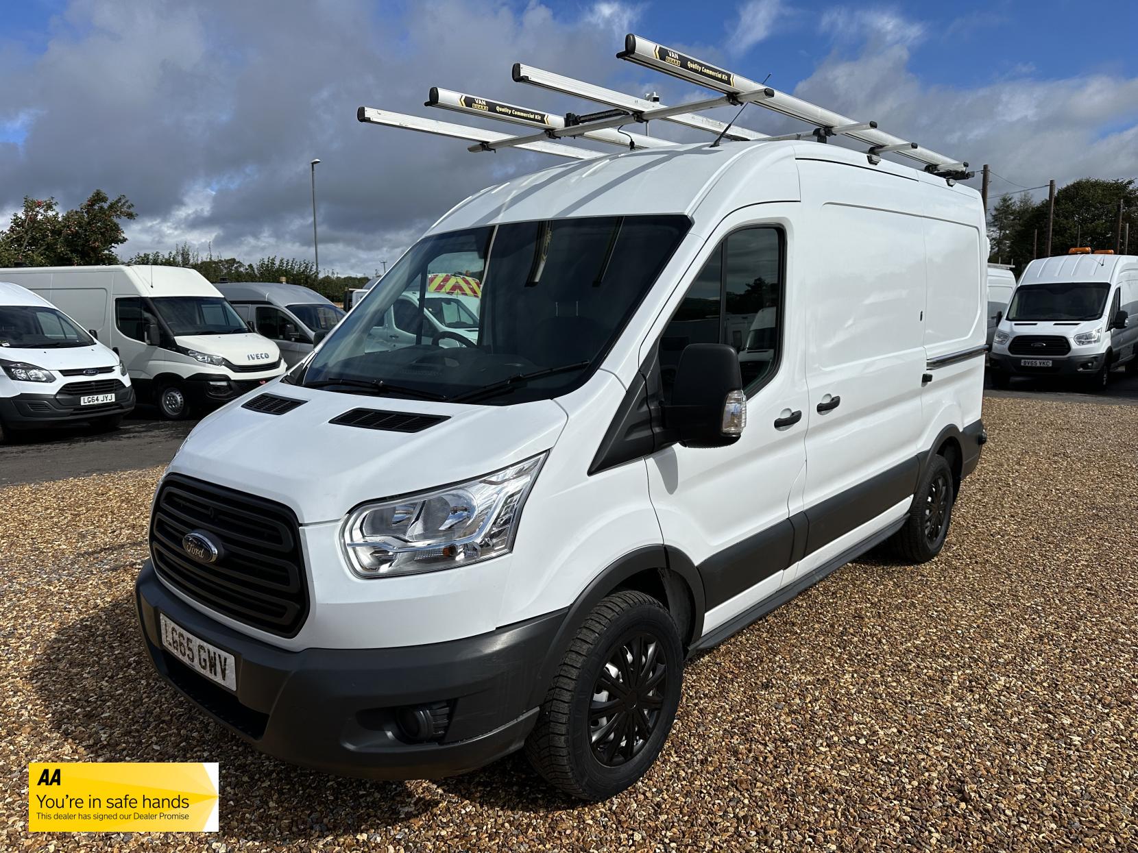 Ford Transit 2.2 TDCi 350 Panel Van 5dr Diesel Manual RWD L2 H2 Euro 5 (125 ps)