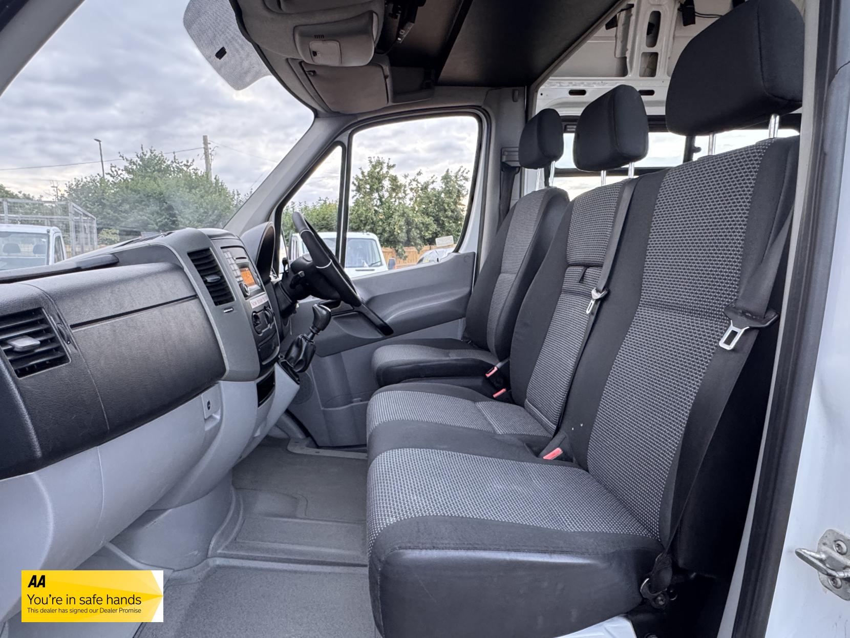 Mercedes-Benz Sprinter 2.1 313 CDi Panel Van 4dr Diesel Manual RWD L2 (129 bhp)