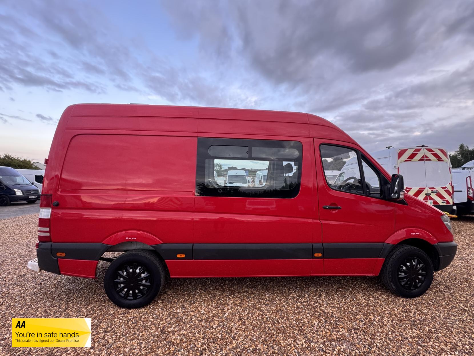 Mercedes-Benz Sprinter 2.1 313 CDi Panel Van 4dr Diesel Manual RWD L2 (129 bhp)