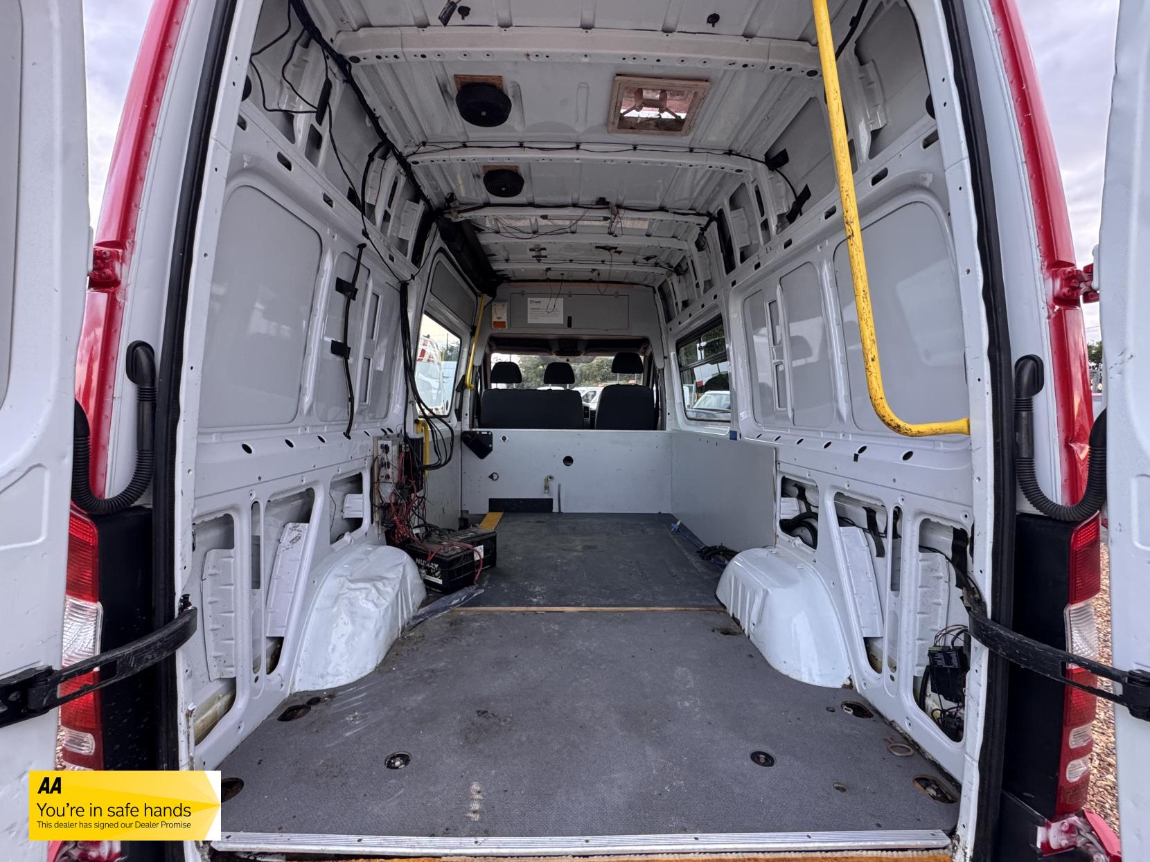 Mercedes-Benz Sprinter 2.1 313 CDi Panel Van 4dr Diesel Manual RWD L2 (129 bhp)