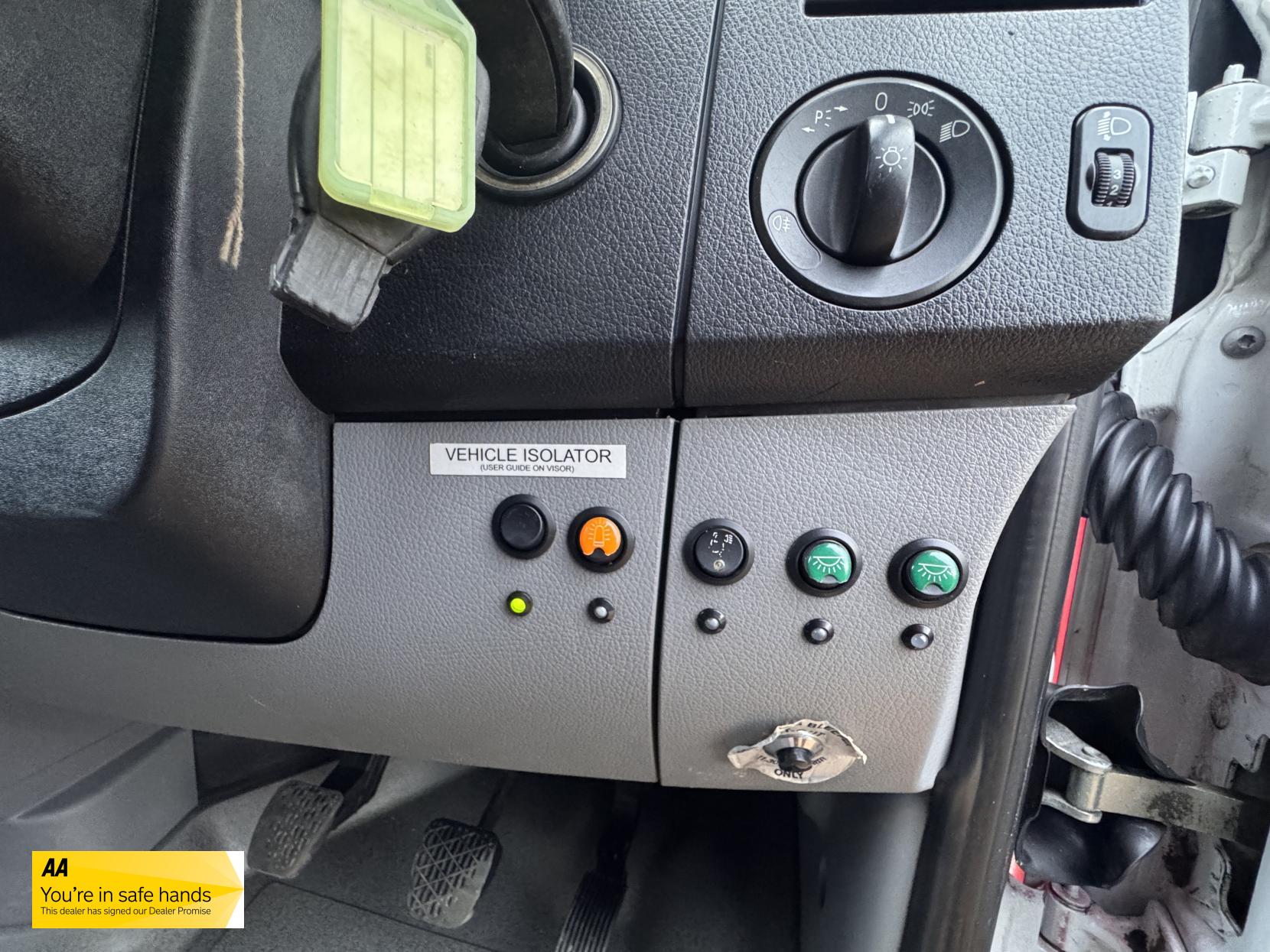 Mercedes-Benz Sprinter 2.1 313 CDi Panel Van 4dr Diesel Manual RWD L2 (129 bhp)