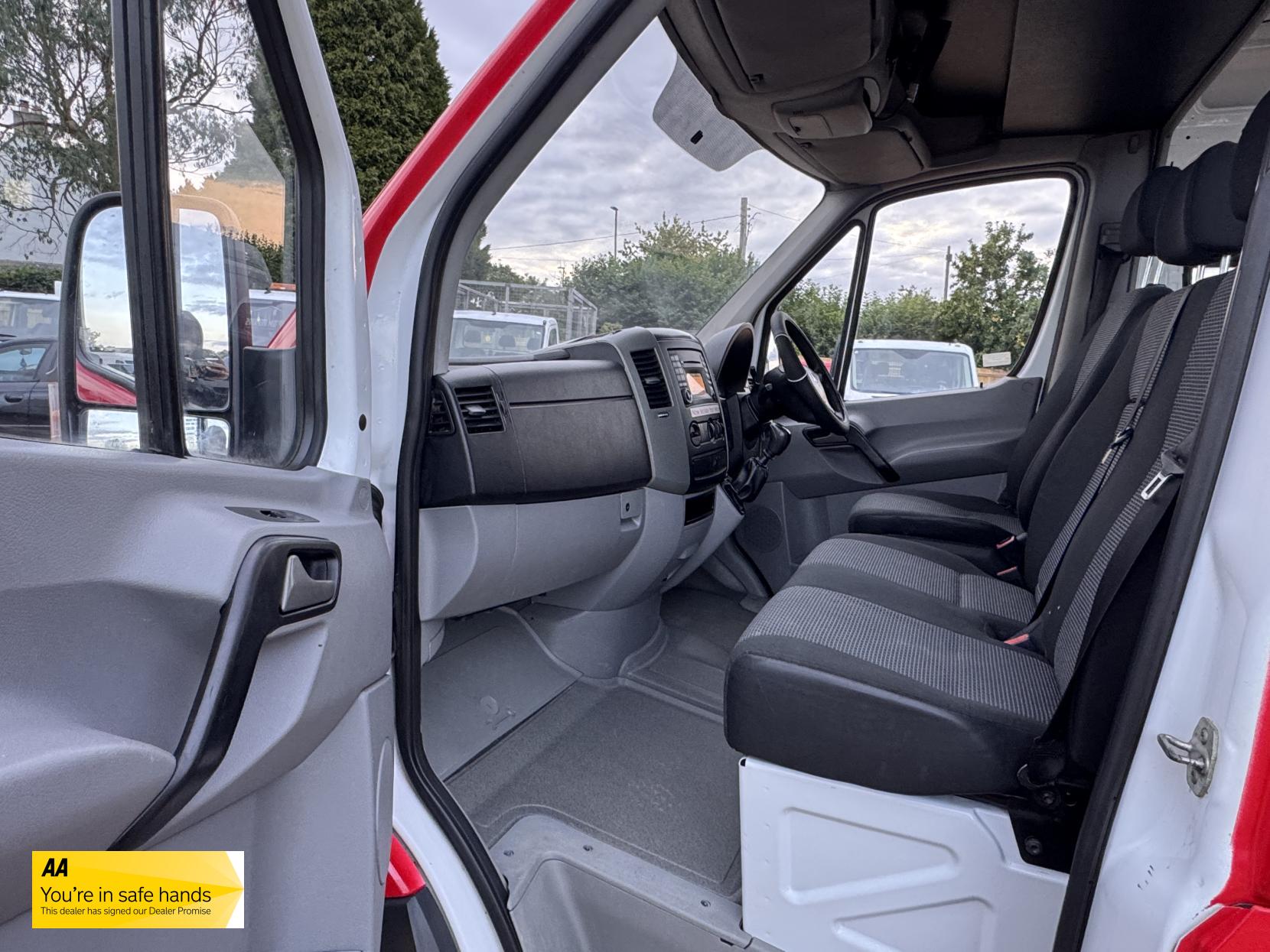 Mercedes-Benz Sprinter 2.1 313 CDi Panel Van 4dr Diesel Manual RWD L2 (129 bhp)