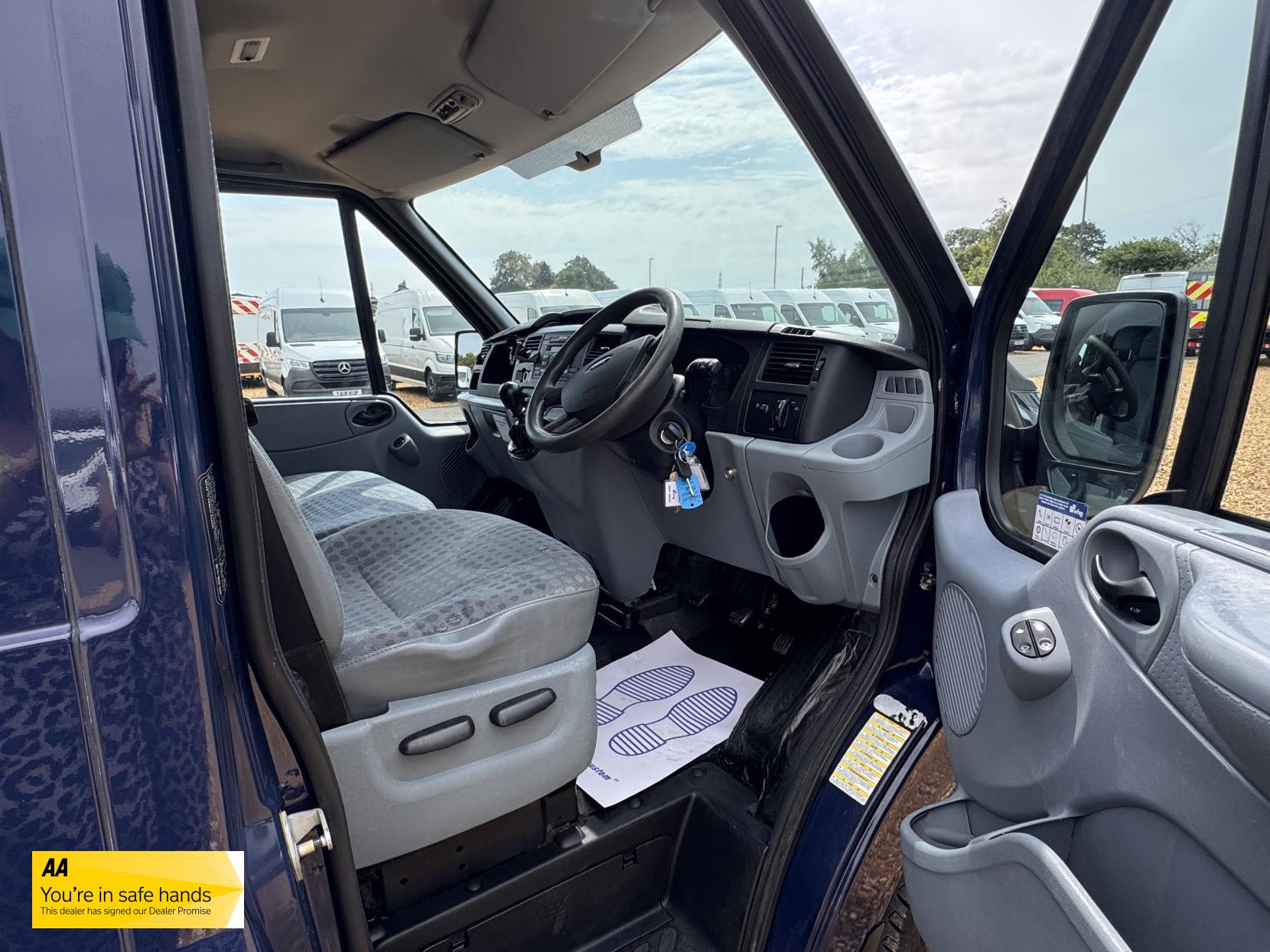 Ford Transit 2.2 TDCi 350 Panel Van 3dr Diesel Manual FWD L2 H3 (209 g/km, 123 bhp)