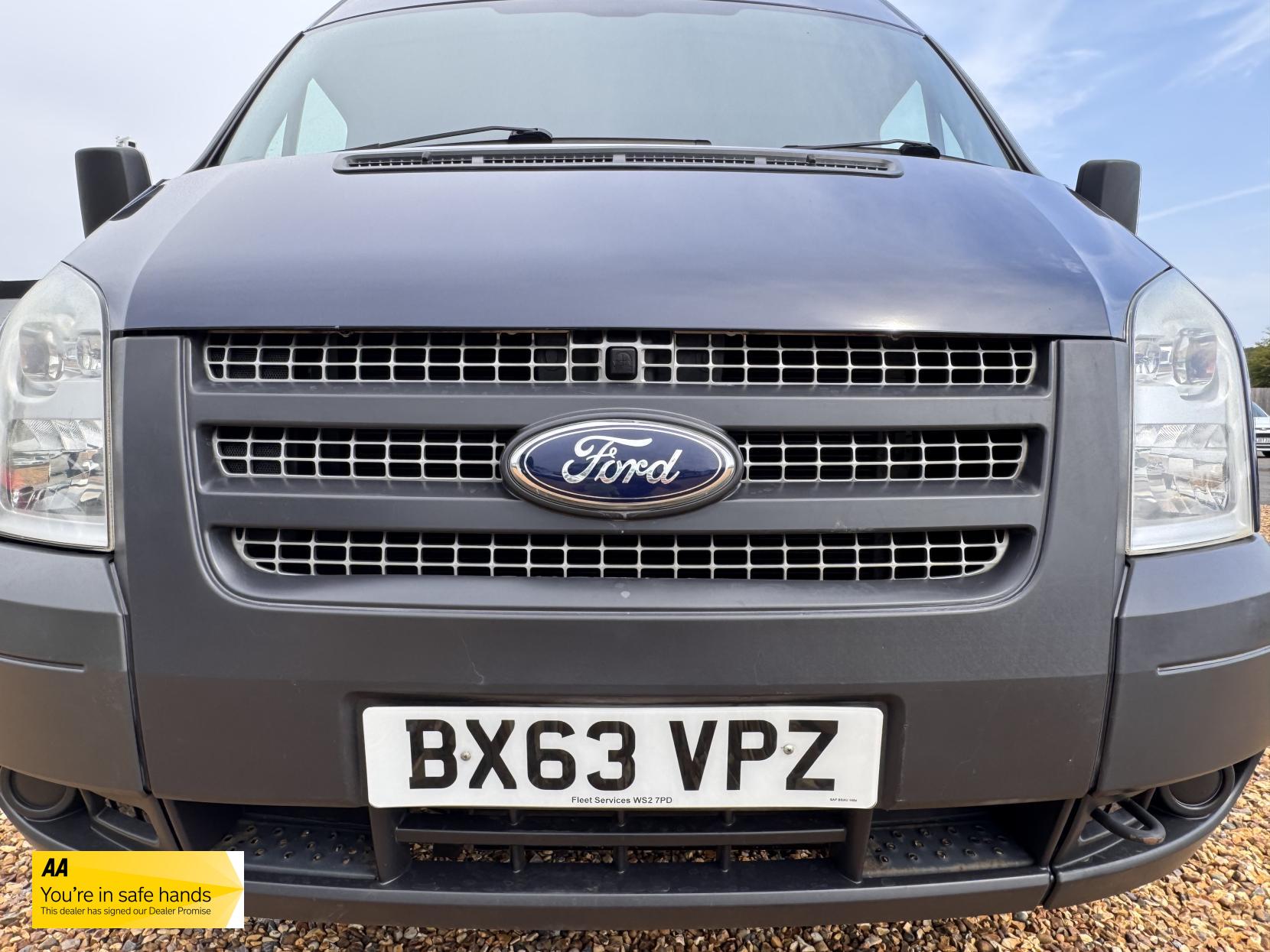 Ford Transit 2.2 TDCi 350 Panel Van 3dr Diesel Manual FWD L2 H3 (209 g/km, 123 bhp)