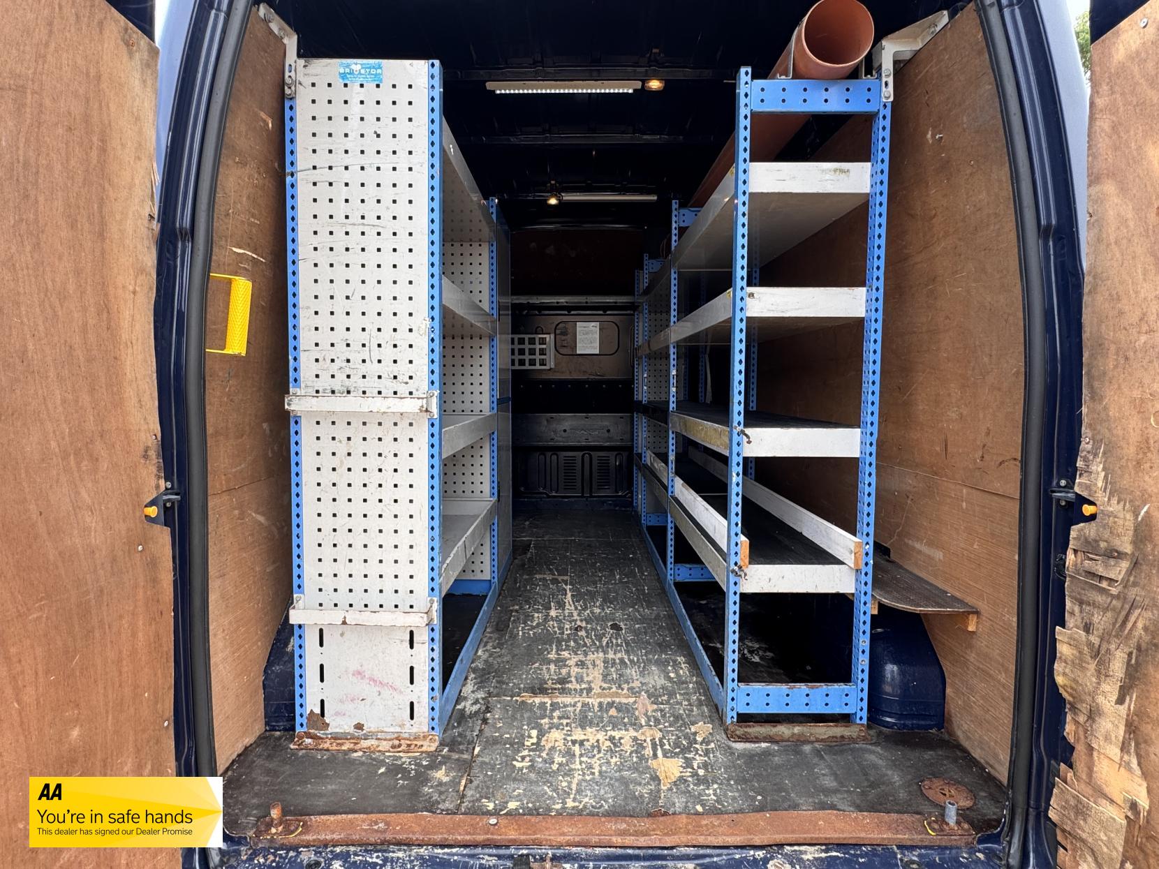 Ford Transit 2.2 TDCi 350 Panel Van 3dr Diesel Manual FWD L2 H3 (209 g/km, 123 bhp)