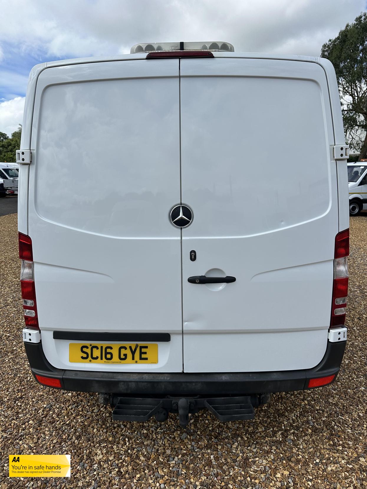 Mercedes-Benz Sprinter 2.1 313 CDi Panel Van 4dr Diesel Manual RWD L1 H3 (222 g/km, 129 bhp)