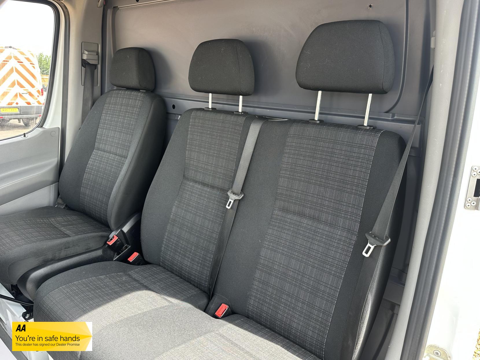 Mercedes-Benz Sprinter 2.1 313 CDi Panel Van 4dr Diesel Manual RWD L1 H3 (222 g/km, 129 bhp)