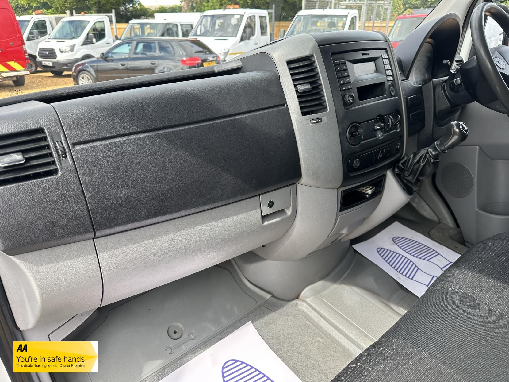 Mercedes-Benz Sprinter 2.1 313 CDi Panel Van 4dr Diesel Manual RWD L1 H3 (222 g/km, 129 bhp)