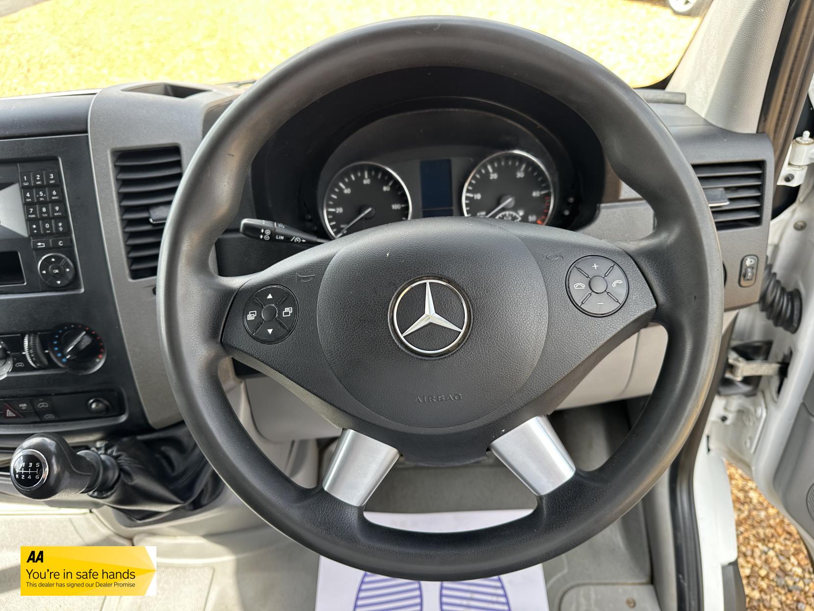 Mercedes-Benz Sprinter 2.1 313 CDi Panel Van 4dr Diesel Manual RWD L1 H3 (222 g/km, 129 bhp)