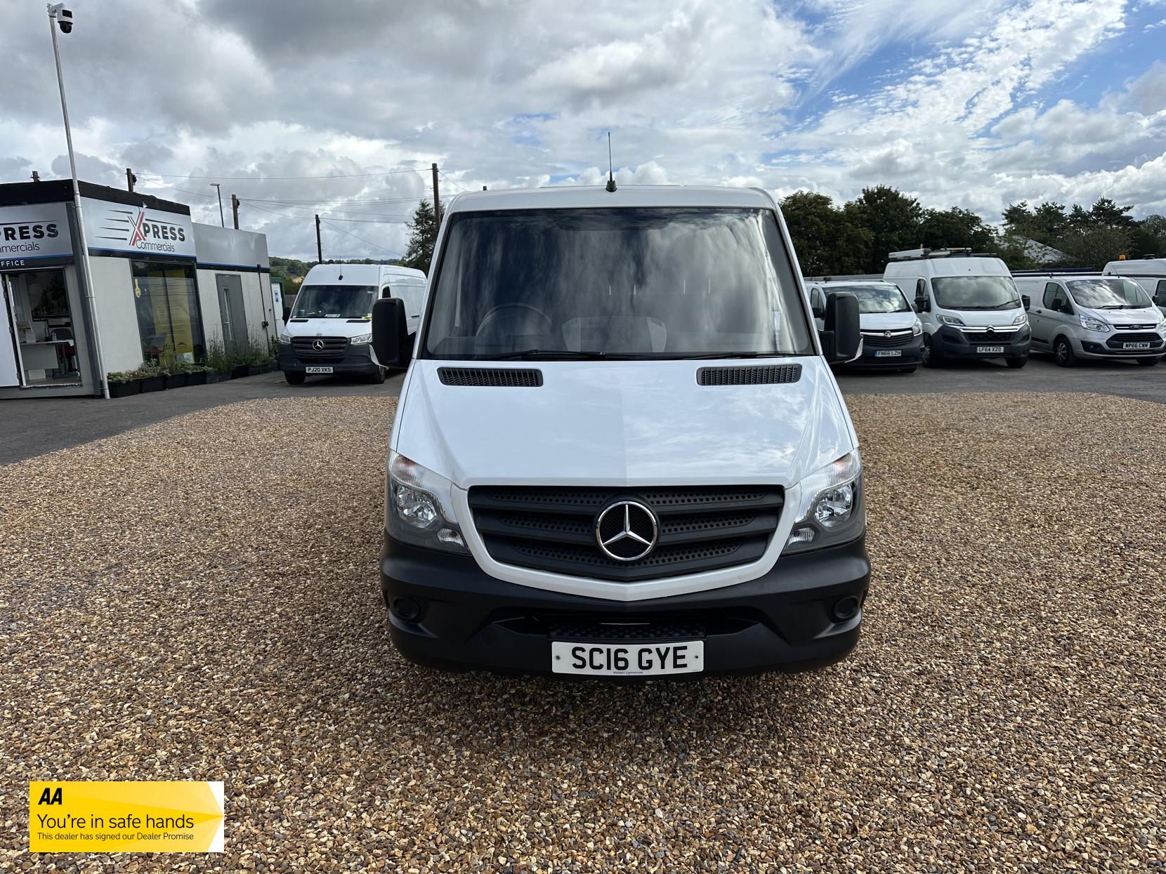 Mercedes-Benz Sprinter 2.1 313 CDi Panel Van 4dr Diesel Manual RWD L1 H3 (222 g/km, 129 bhp)