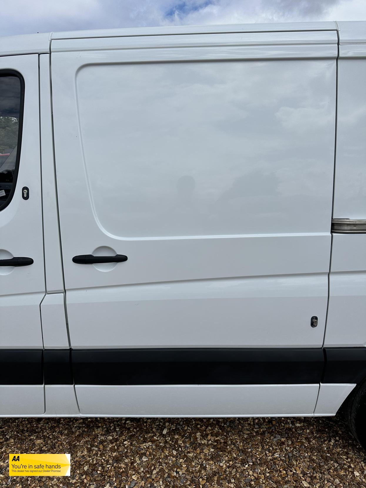 Mercedes-Benz Sprinter 2.1 313 CDi Panel Van 4dr Diesel Manual RWD L1 H3 (222 g/km, 129 bhp)