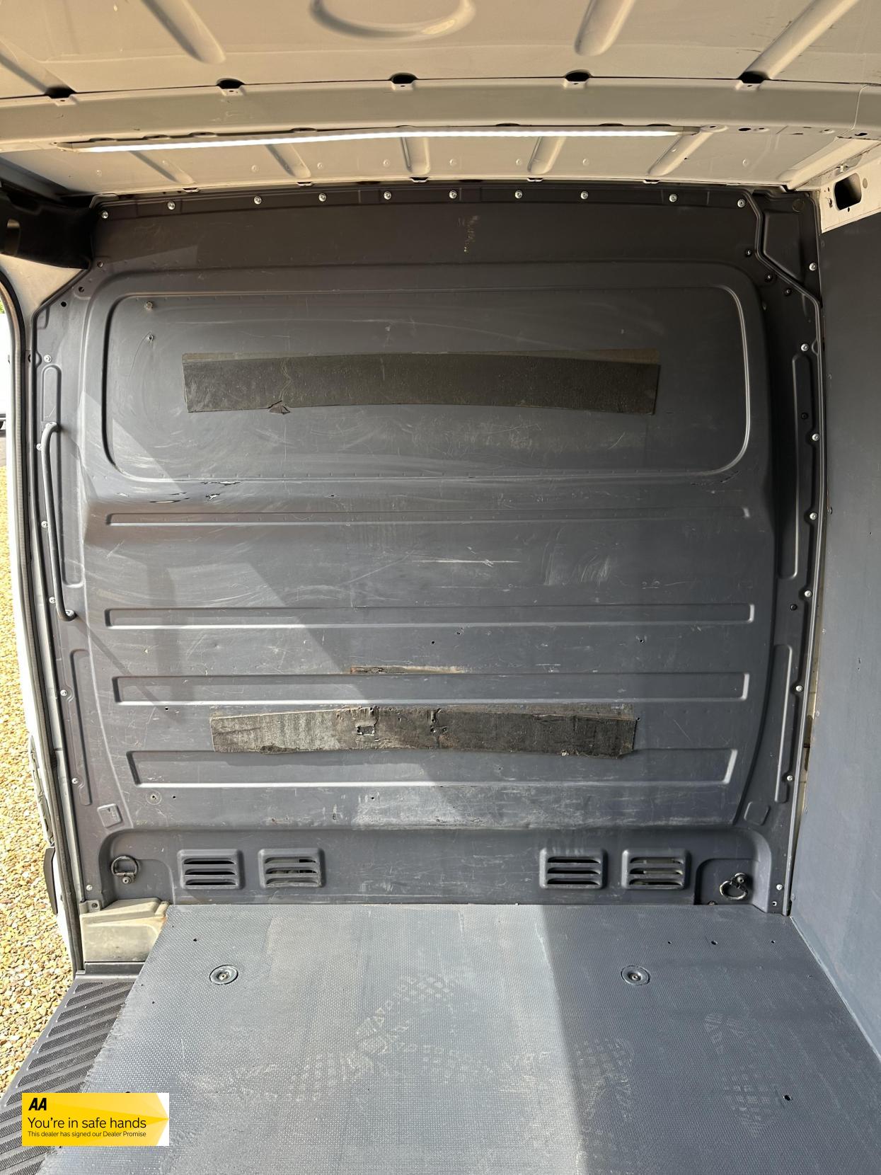 Mercedes-Benz Sprinter 2.1 313 CDi Panel Van 4dr Diesel Manual RWD L1 H3 (222 g/km, 129 bhp)