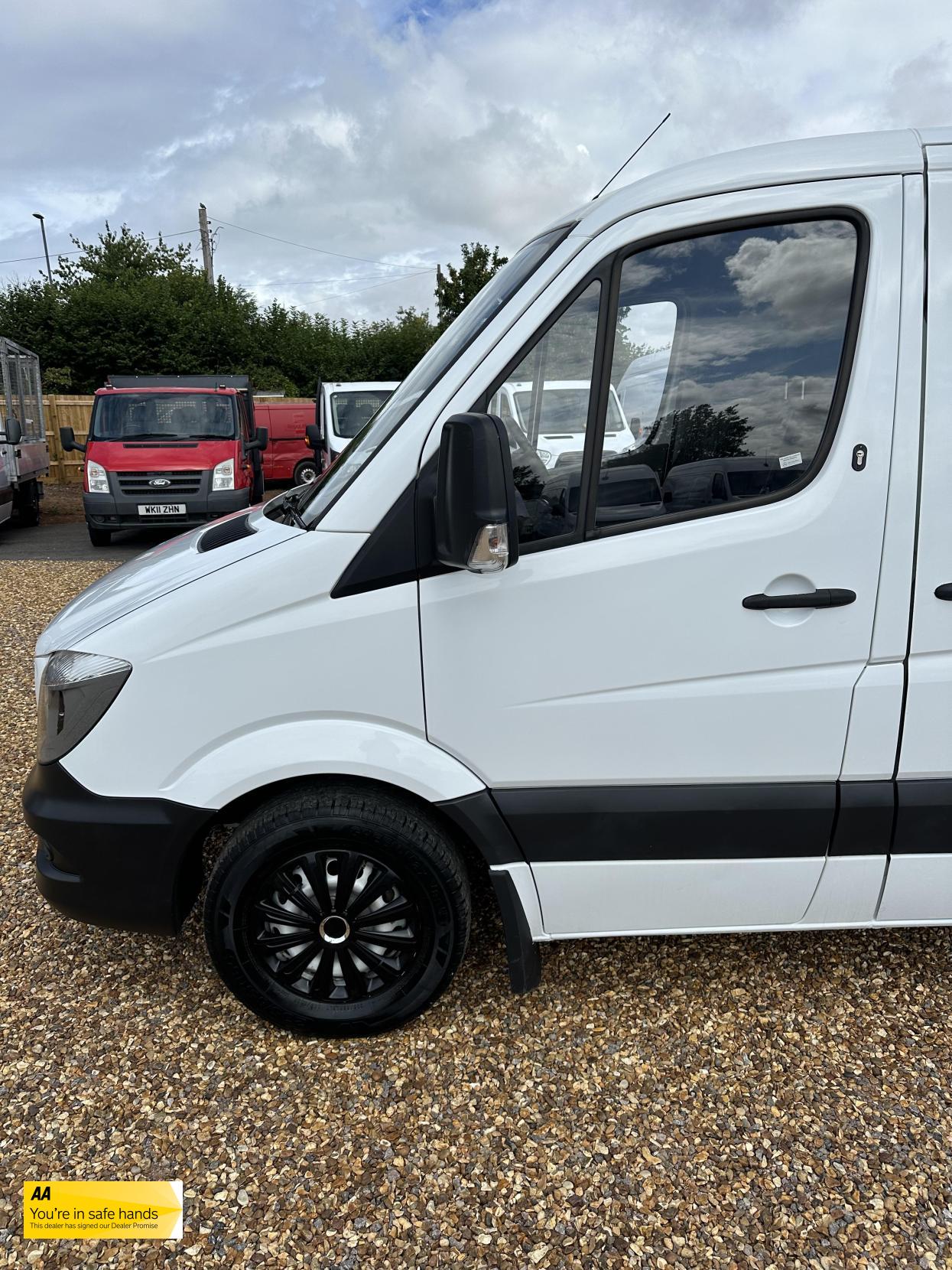 Mercedes-Benz Sprinter 2.1 313 CDi Panel Van 4dr Diesel Manual RWD L1 H3 (222 g/km, 129 bhp)