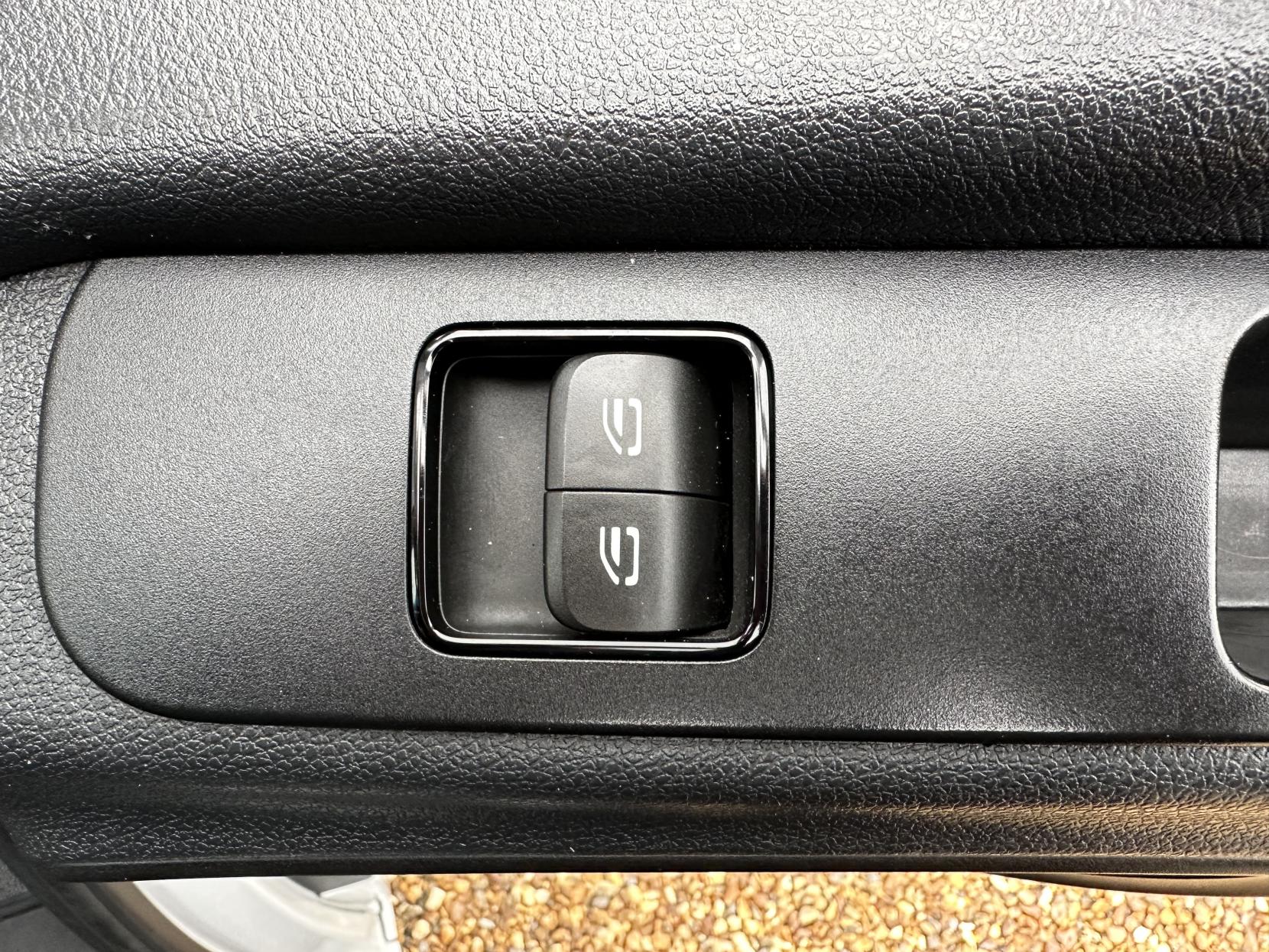 Mercedes-Benz Sprinter 2.1 314 CDI Panel Van 5dr Diesel Manual FWD L2 H2 Euro 6 (143 ps)