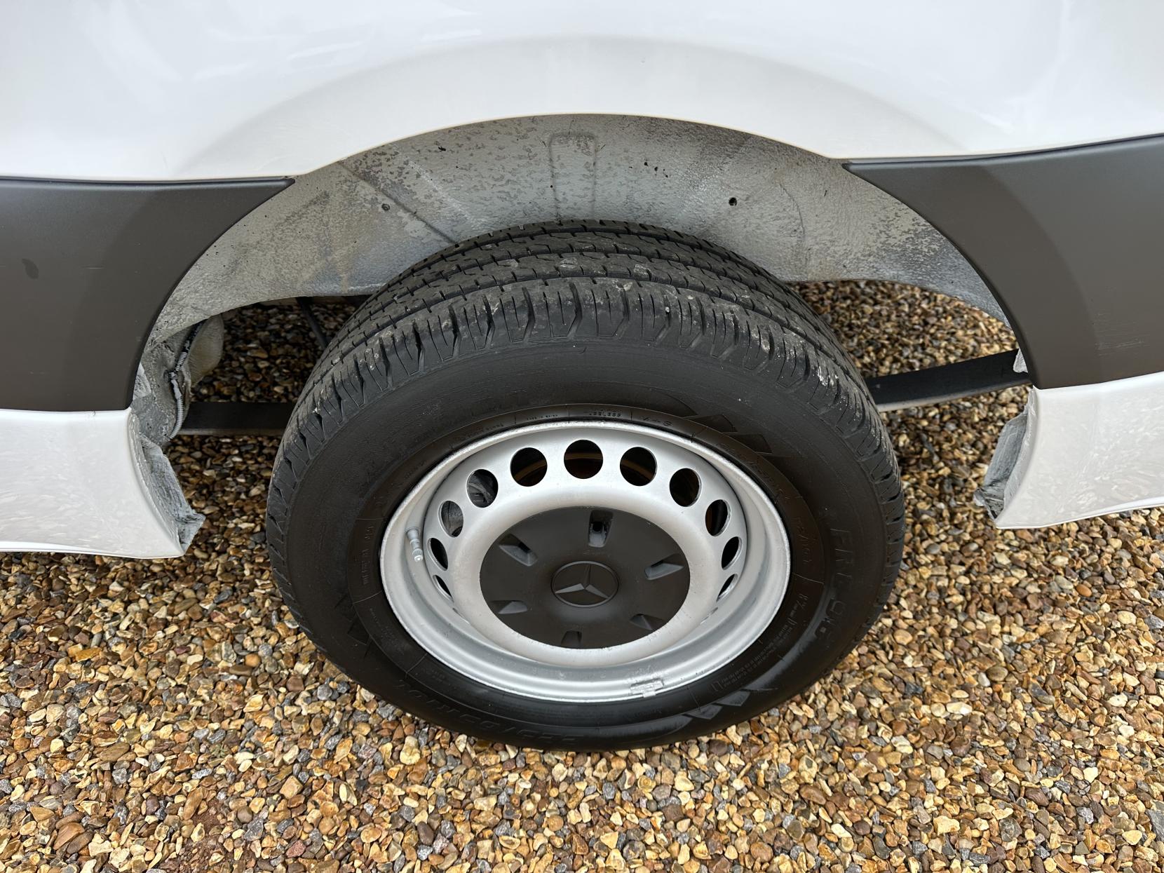 Mercedes-Benz Sprinter 2.1 314 CDI Panel Van 5dr Diesel Manual FWD L2 H2 Euro 6 (143 ps)