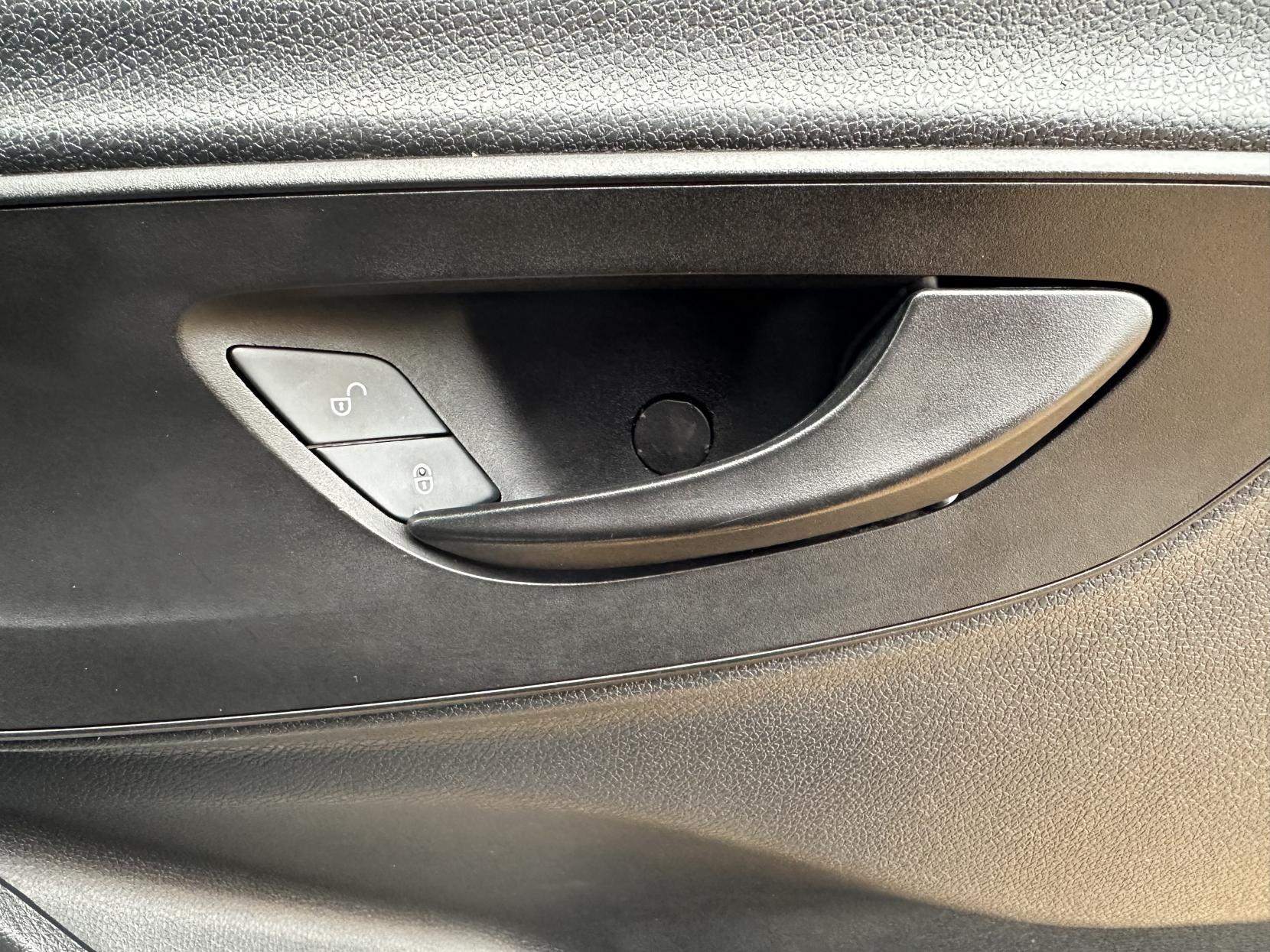 Mercedes-Benz Sprinter 2.1 314 CDI Panel Van 5dr Diesel Manual FWD L2 H2 Euro 6 (143 ps)