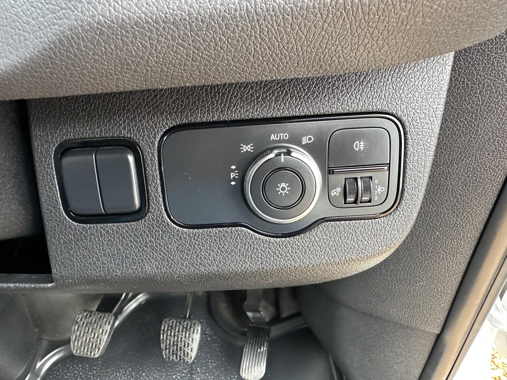 Mercedes-Benz Sprinter 2.1 314 CDI Panel Van 5dr Diesel Manual FWD L2 H2 Euro 6 (143 ps)